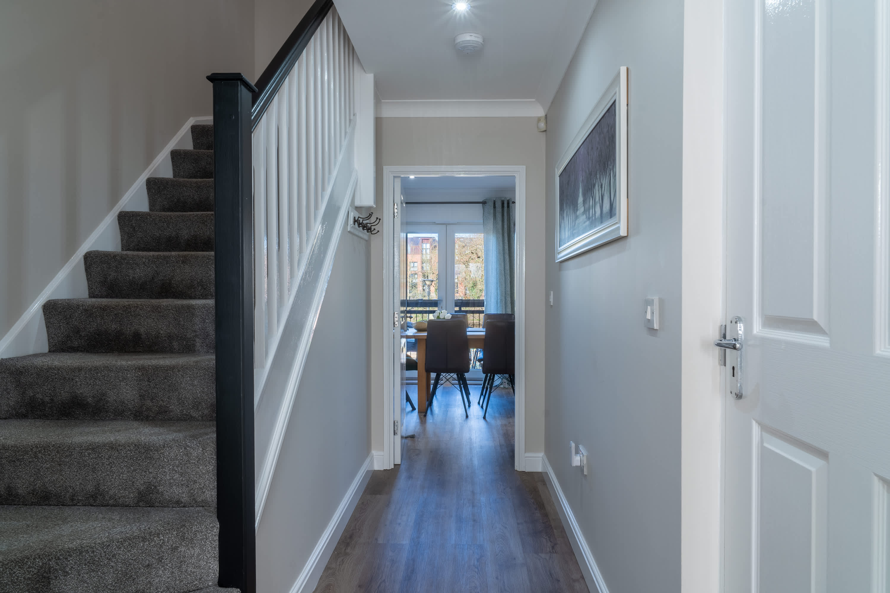 View Blue Bridge View - River View & Free Parking in 8 William Court YO10 4NL Blue Bridge View - River View & Free Parking in 8 William Court YO10 4NL - Property image 32 - VivreStays