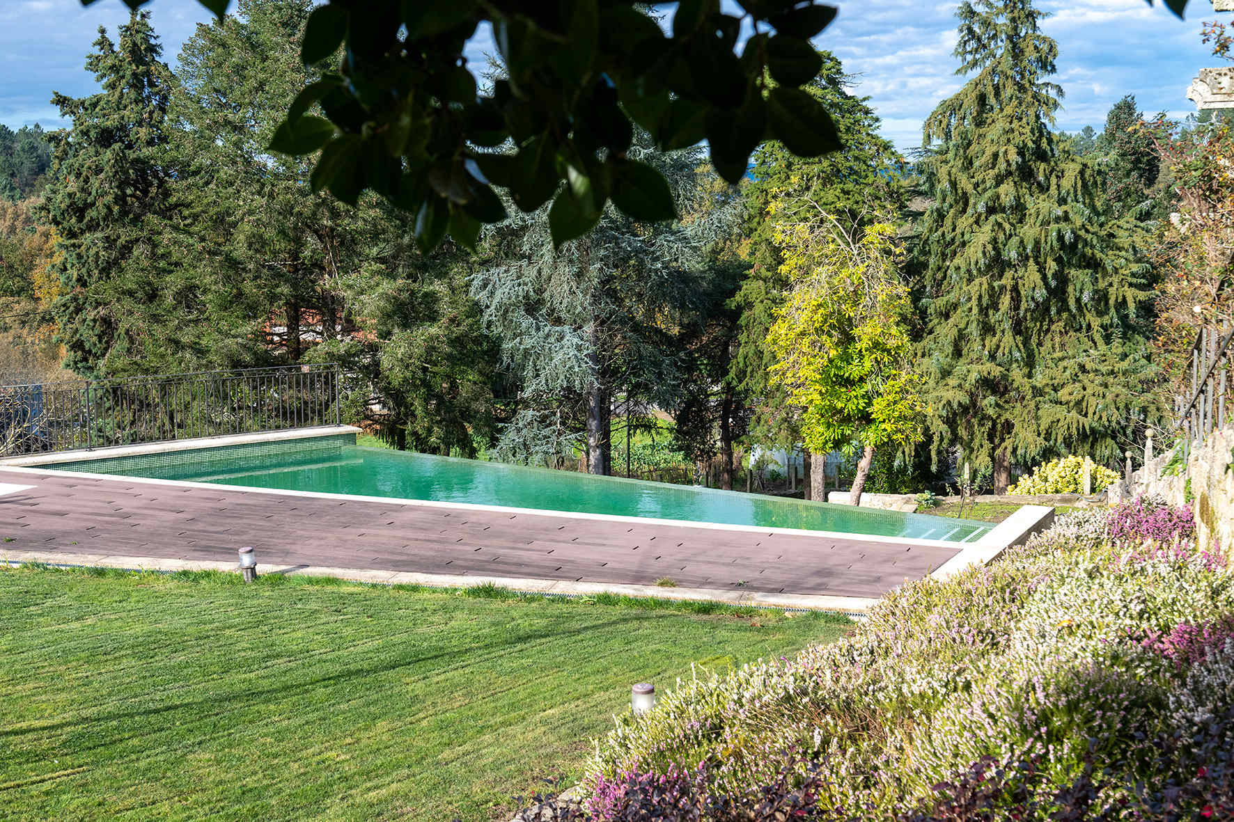  con piscina en plena naturaleza