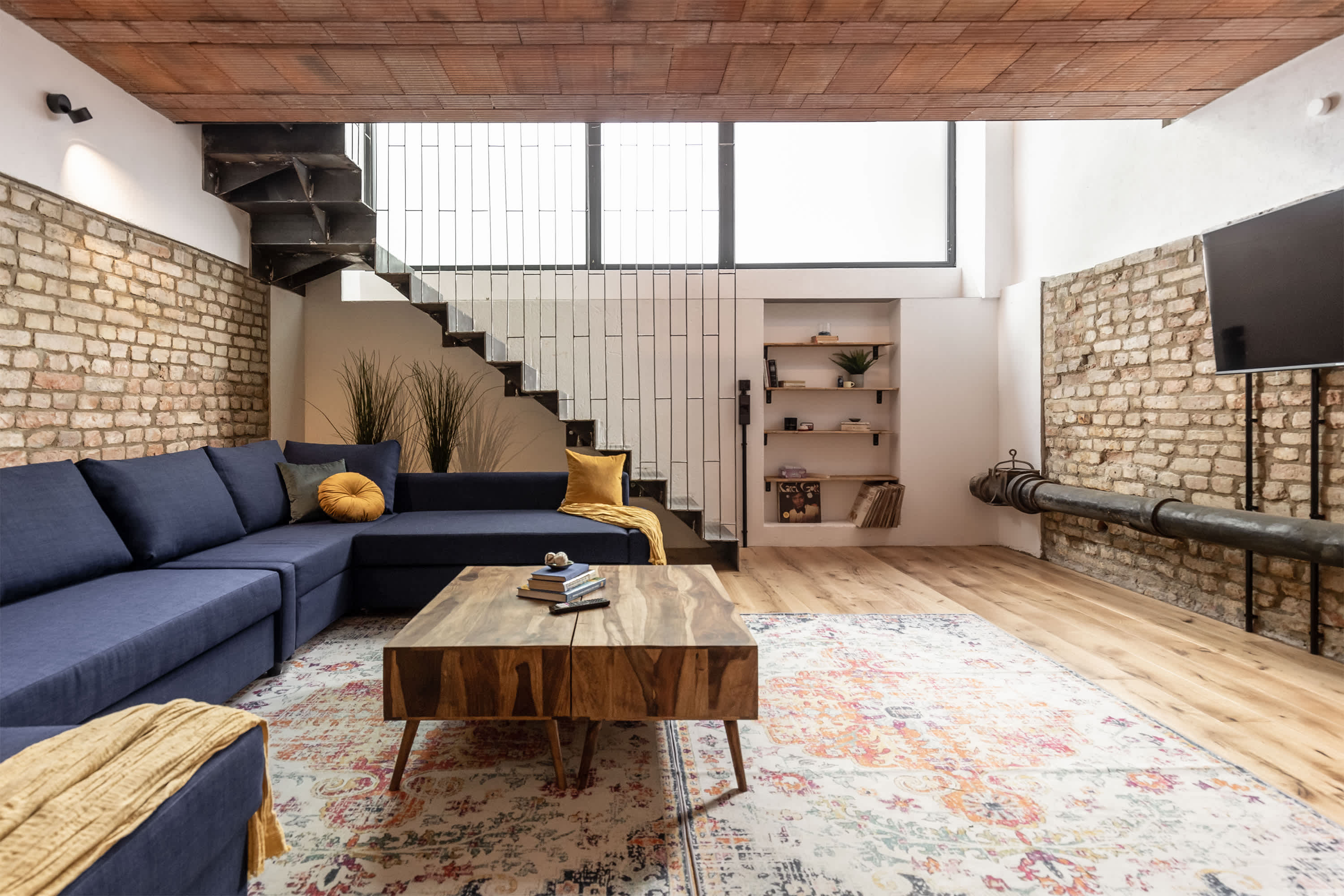 Industrial Loft Duplex (100sqm) near Antonplatz