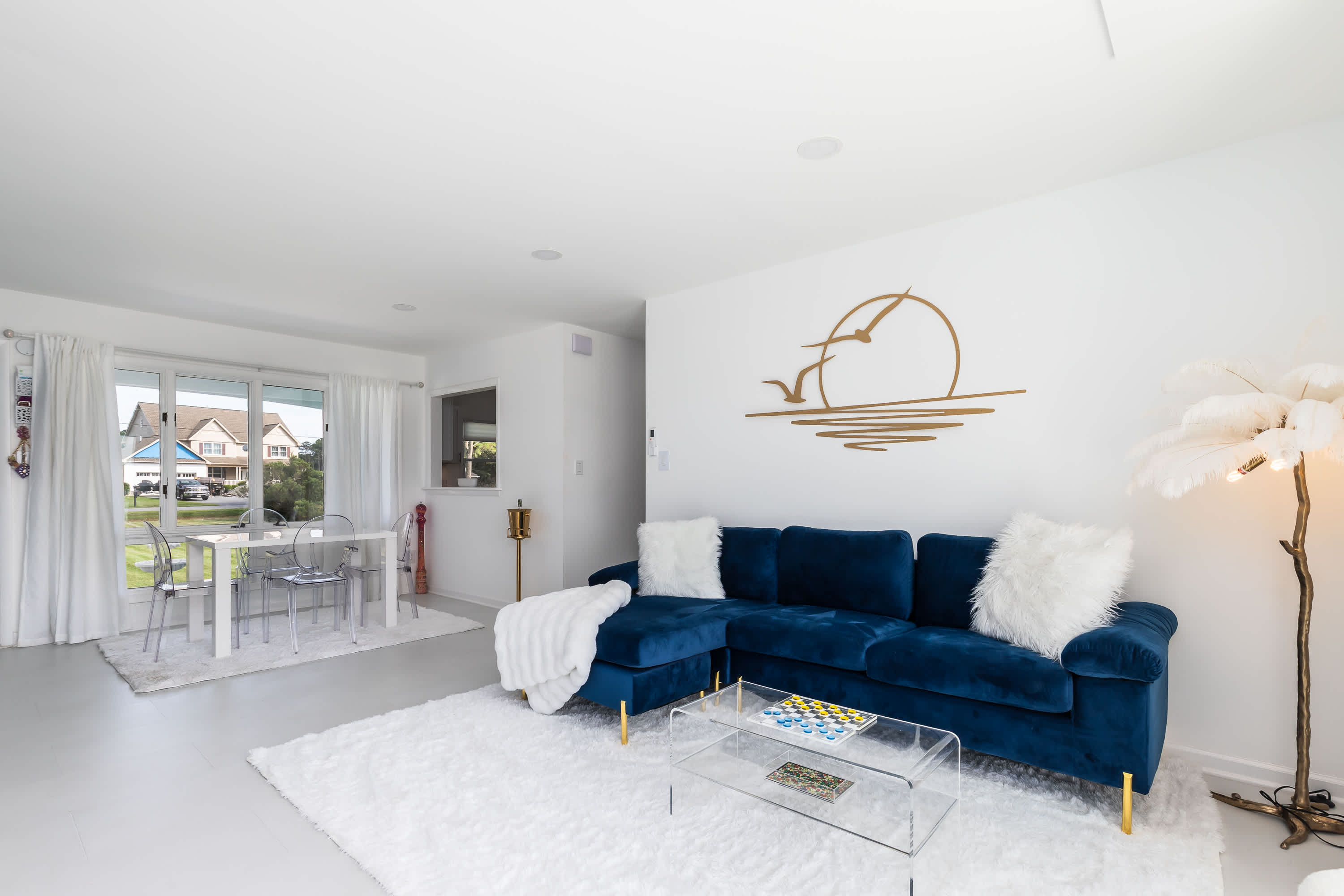 Modern Waterfront Cottage with Incredible Views | Photo 3