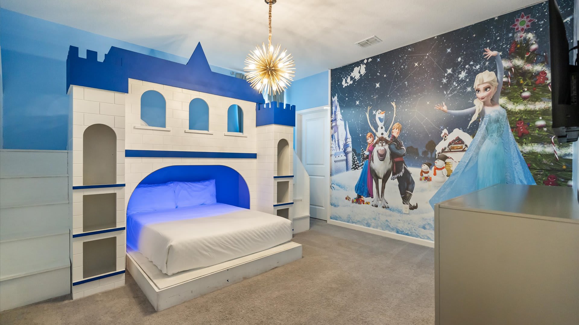 Bedroom 6 (Bunk–Full/Twin) – Detailed Frozen-themed room with custom beds and magical lighting.