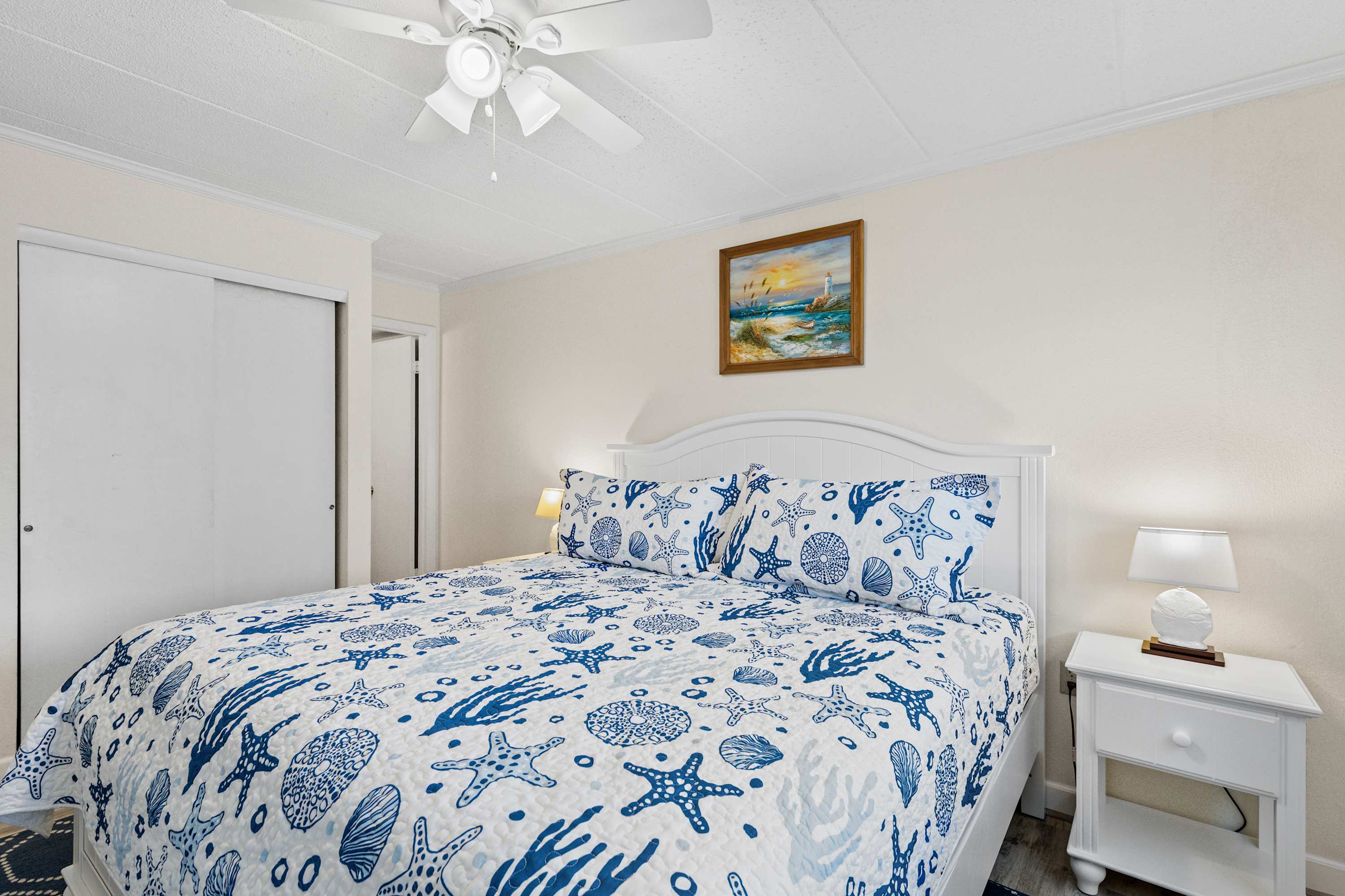 Salty Sands 4 208