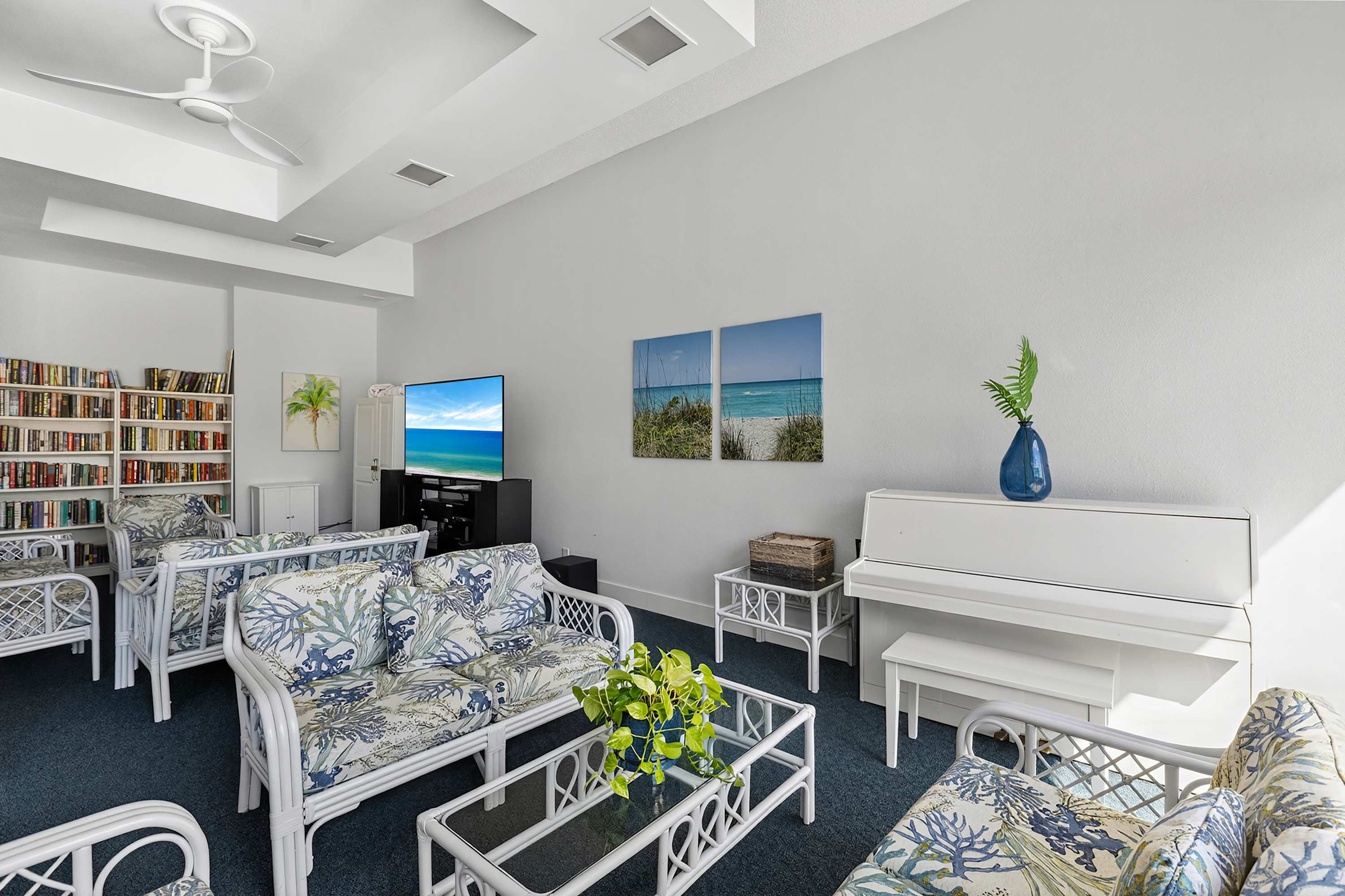 Updated 2-Bed Condo Steps from Beach