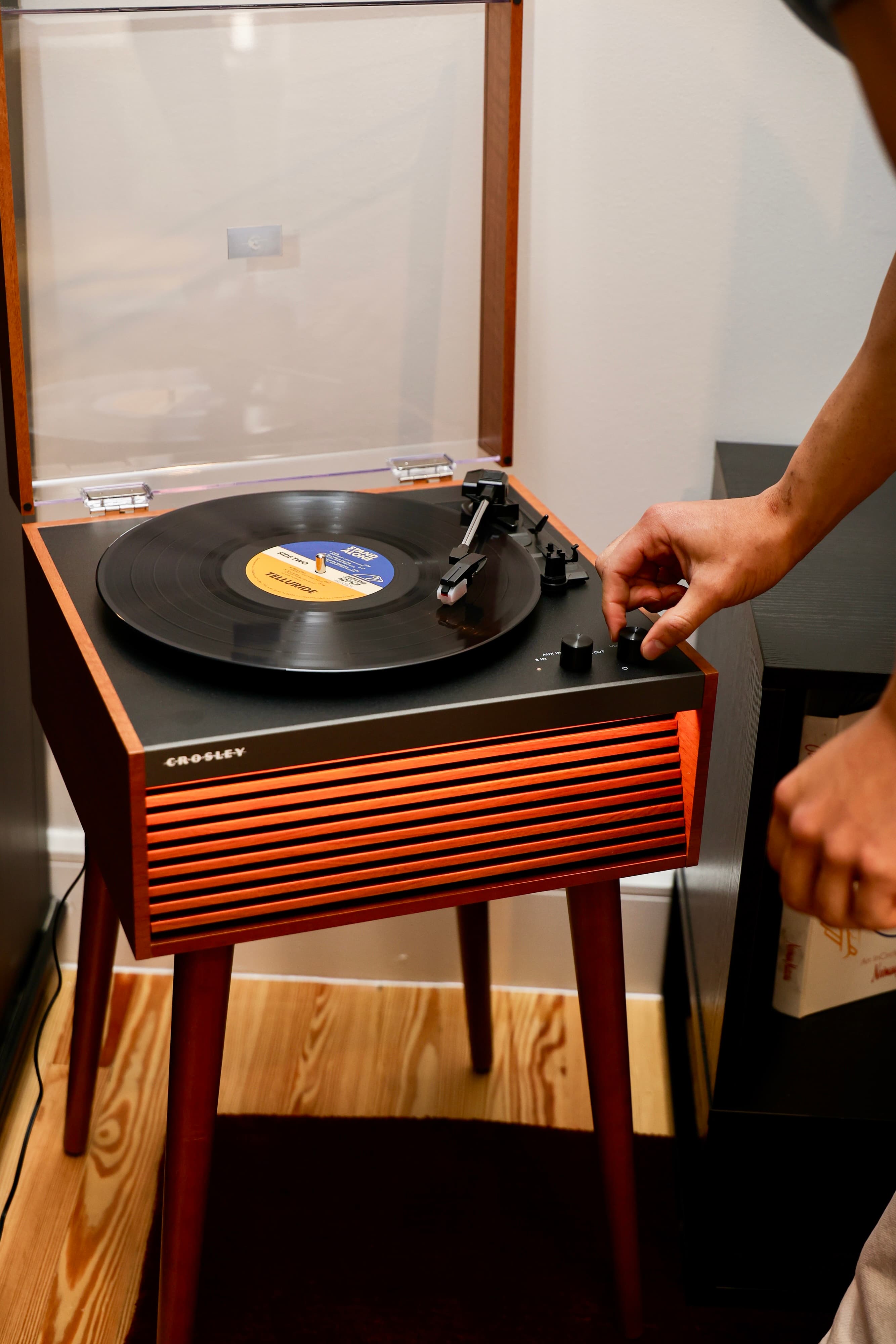 Loft 307 - The William - Vinyl - Downtown Vibes