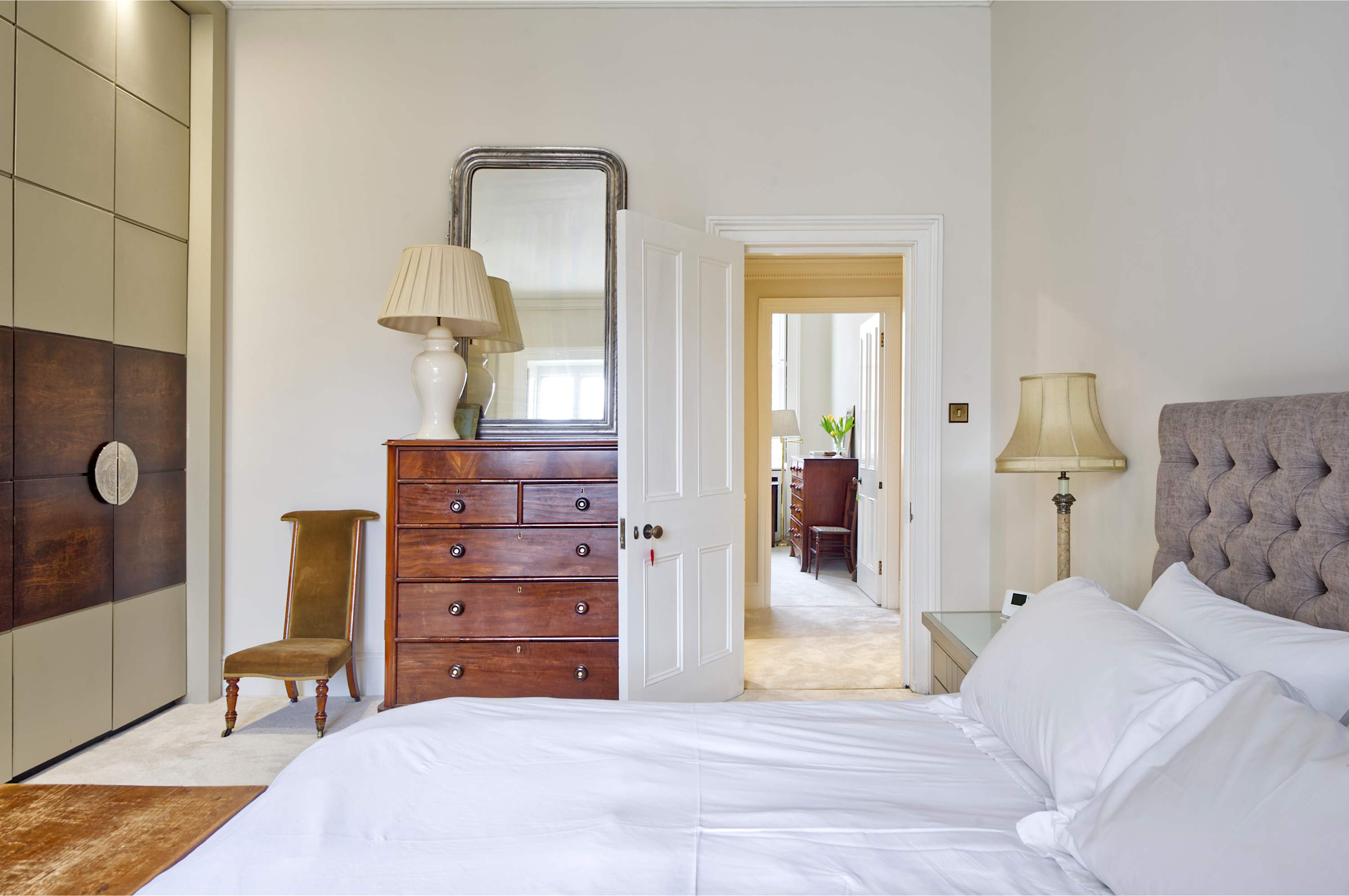 Grand 2 bedroom Flat, Kensington in Queen's Gate 7 SW7 5EH - Property image 17 - VivreStays