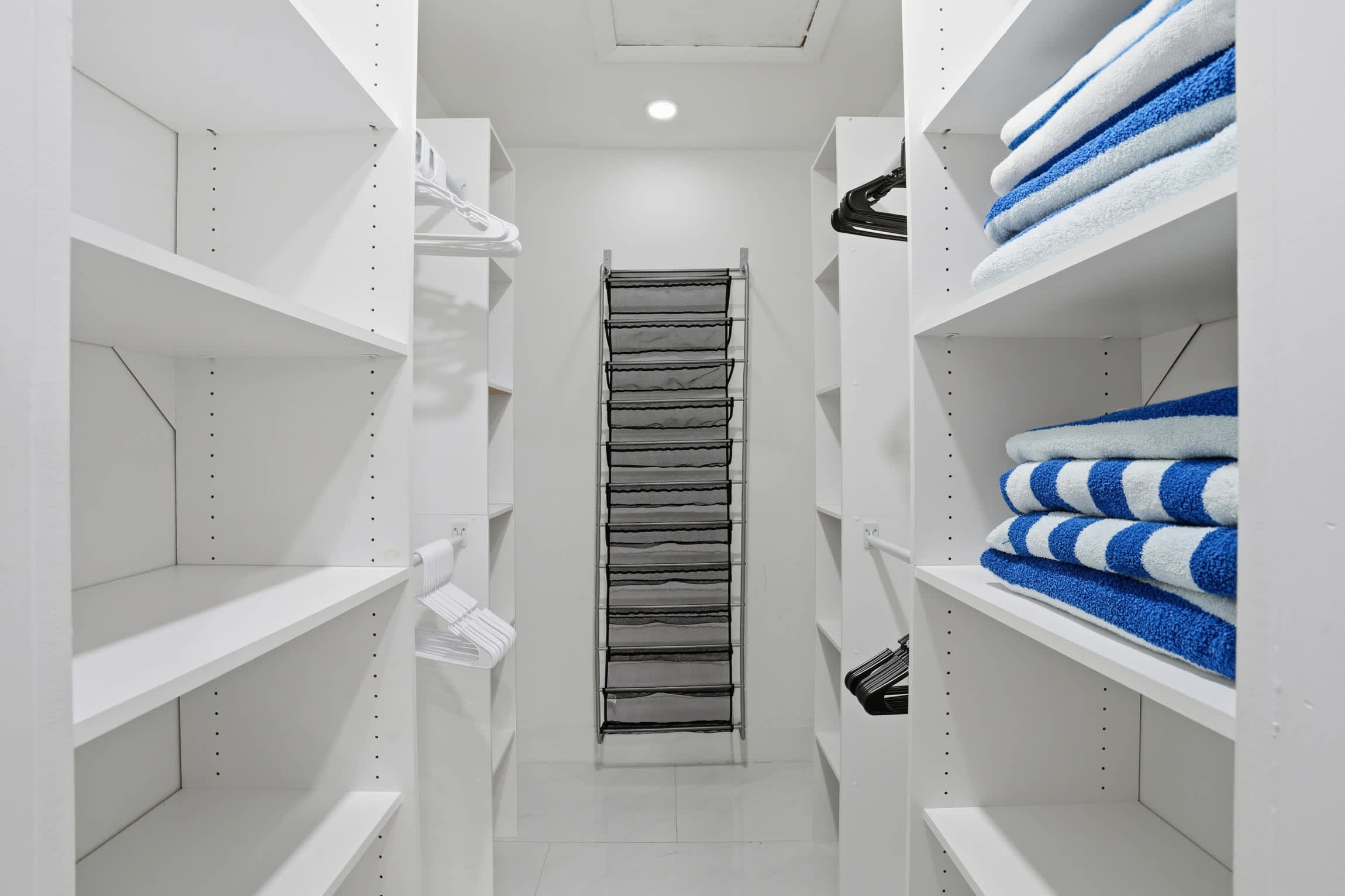 Remodeled Close to Beach With Heated Pool | Photo 19