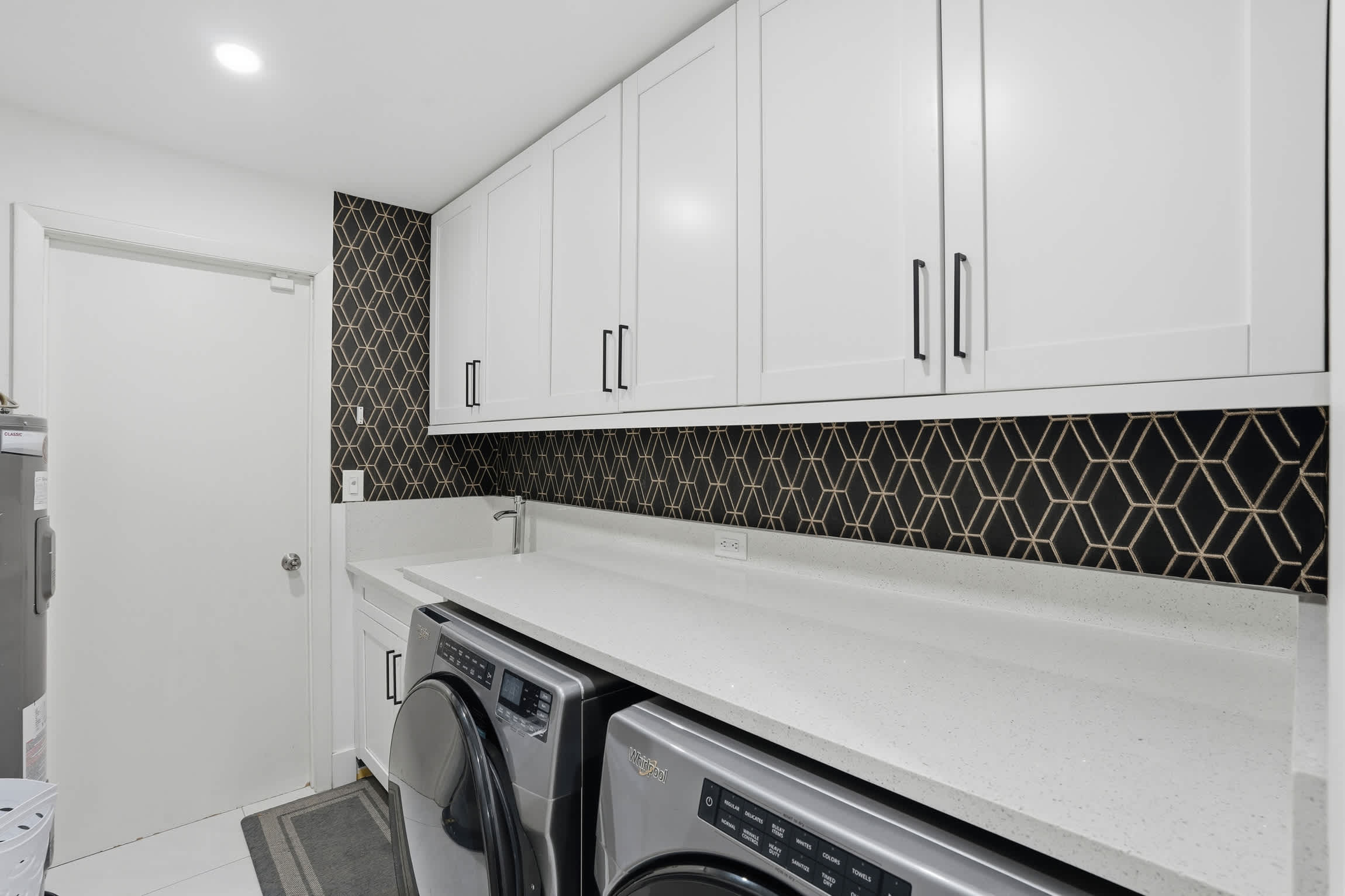 Remodeled Close to Beach With Heated Pool | Photo 24