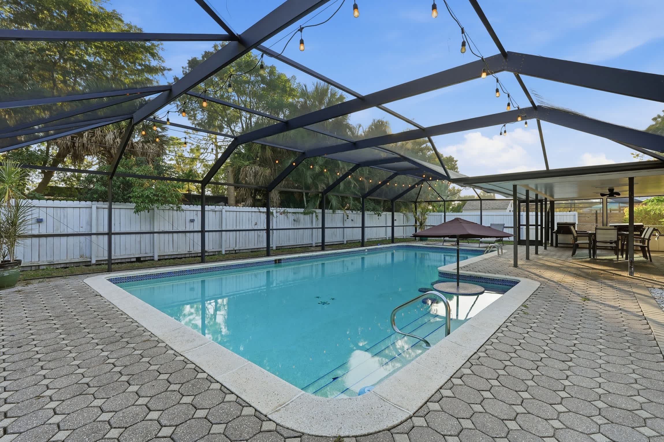 Remodeled Close to Beach With Heated Pool | Photo 31