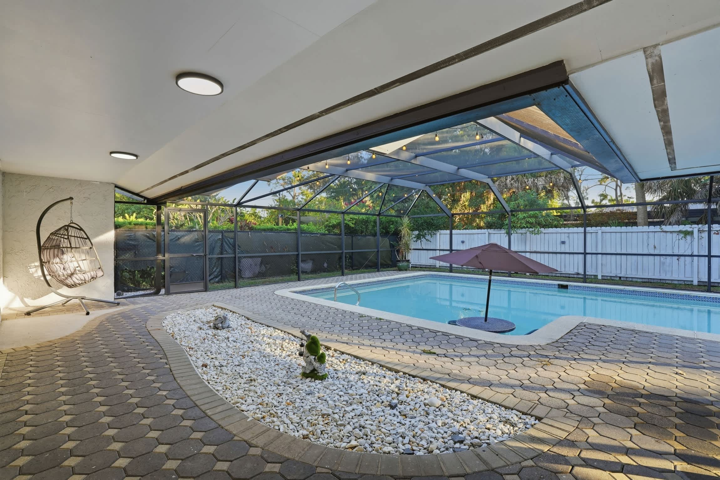 Remodeled Close to Beach With Heated Pool | Photo 30