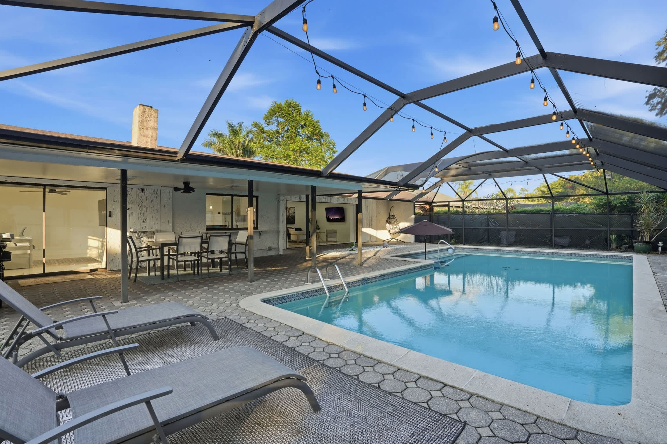 Remodeled Close to Beach With Heated Pool | Photo 29