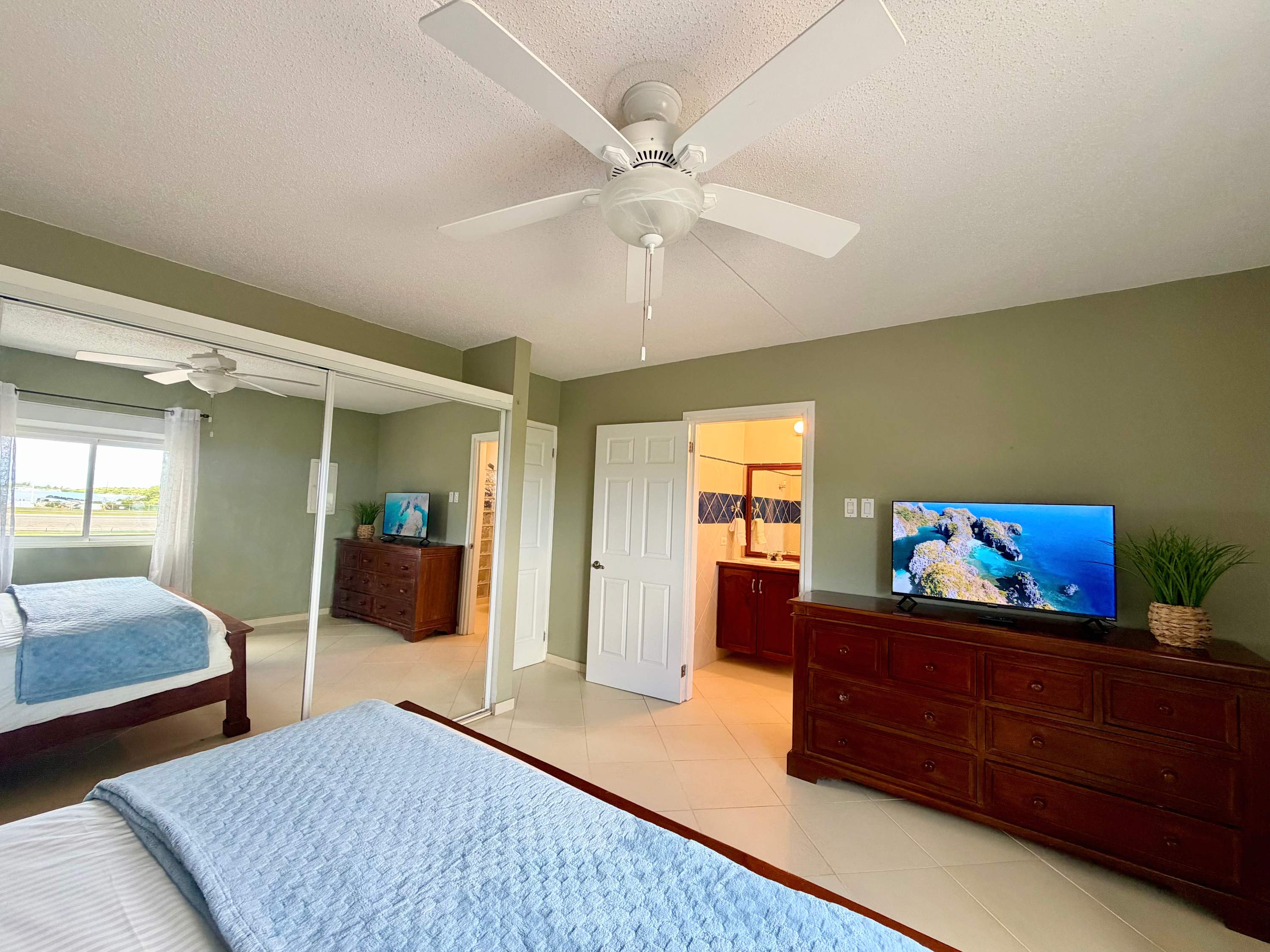 SeaHarmony 3BR Palm Beach Condo. Simpson Bay · Simpson Bay | SeaLaVie SXM — photo 15