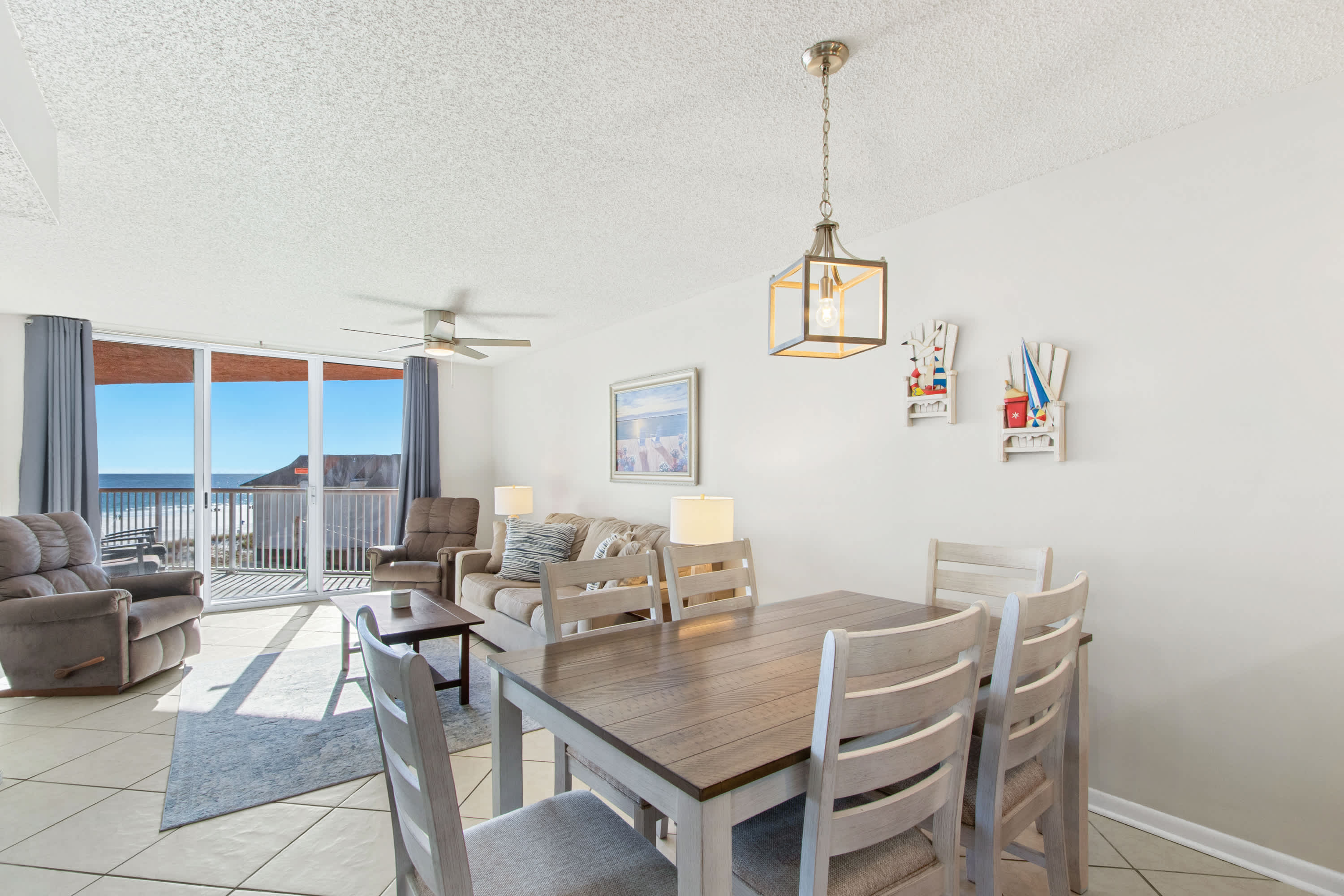 Gulf View | 2 Bed, Beaches, Pool. Dining, and Fun