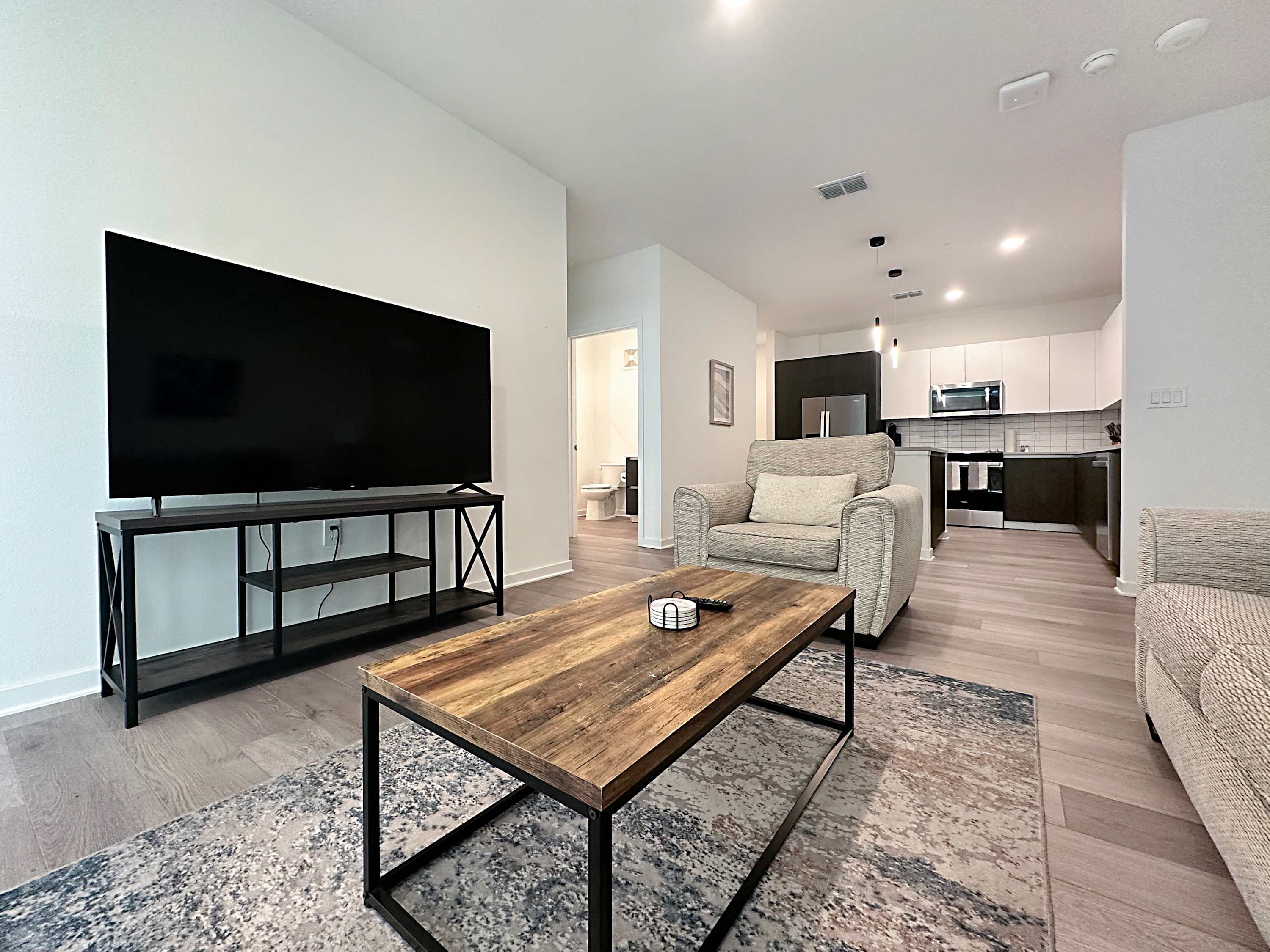 Brand New 1st Floor 2 BR Lakewood Ranch Oasis 