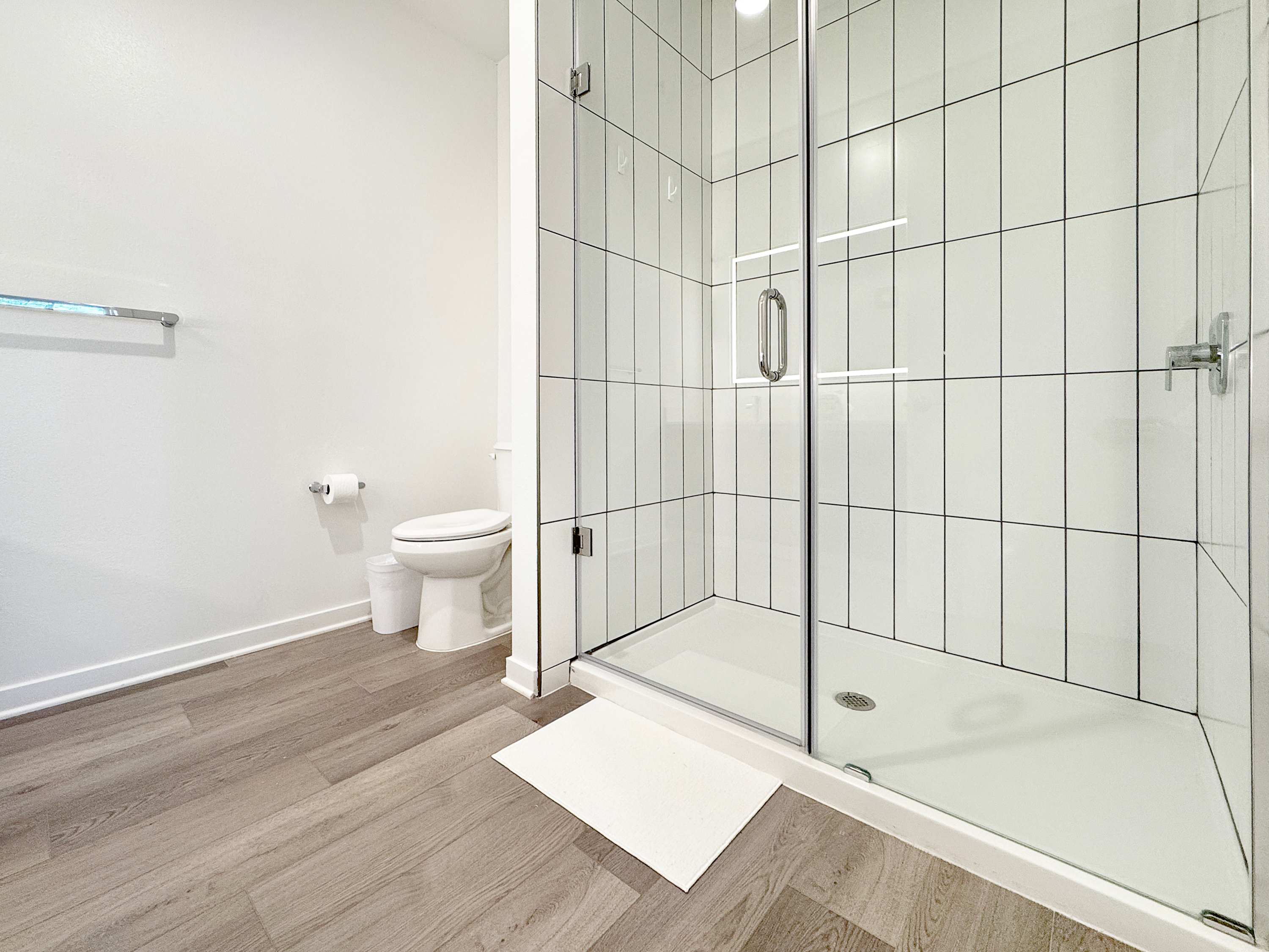 Brand New 1st Floor 2 BR Lakewood Ranch Oasis 