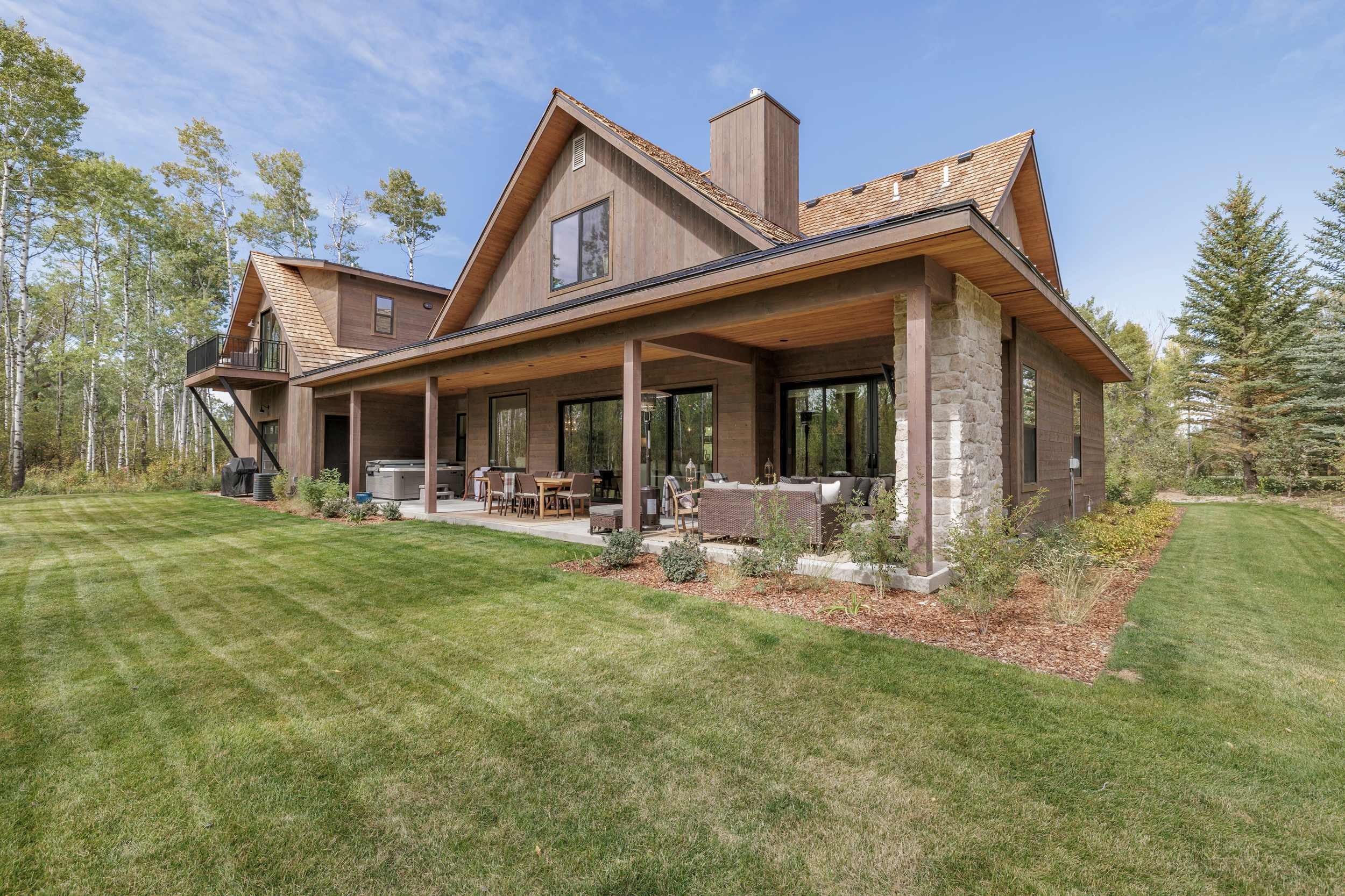 Private Escape | Hot Tub • Game Room • Nat'l Parks — Driggs, ID — vacation rental