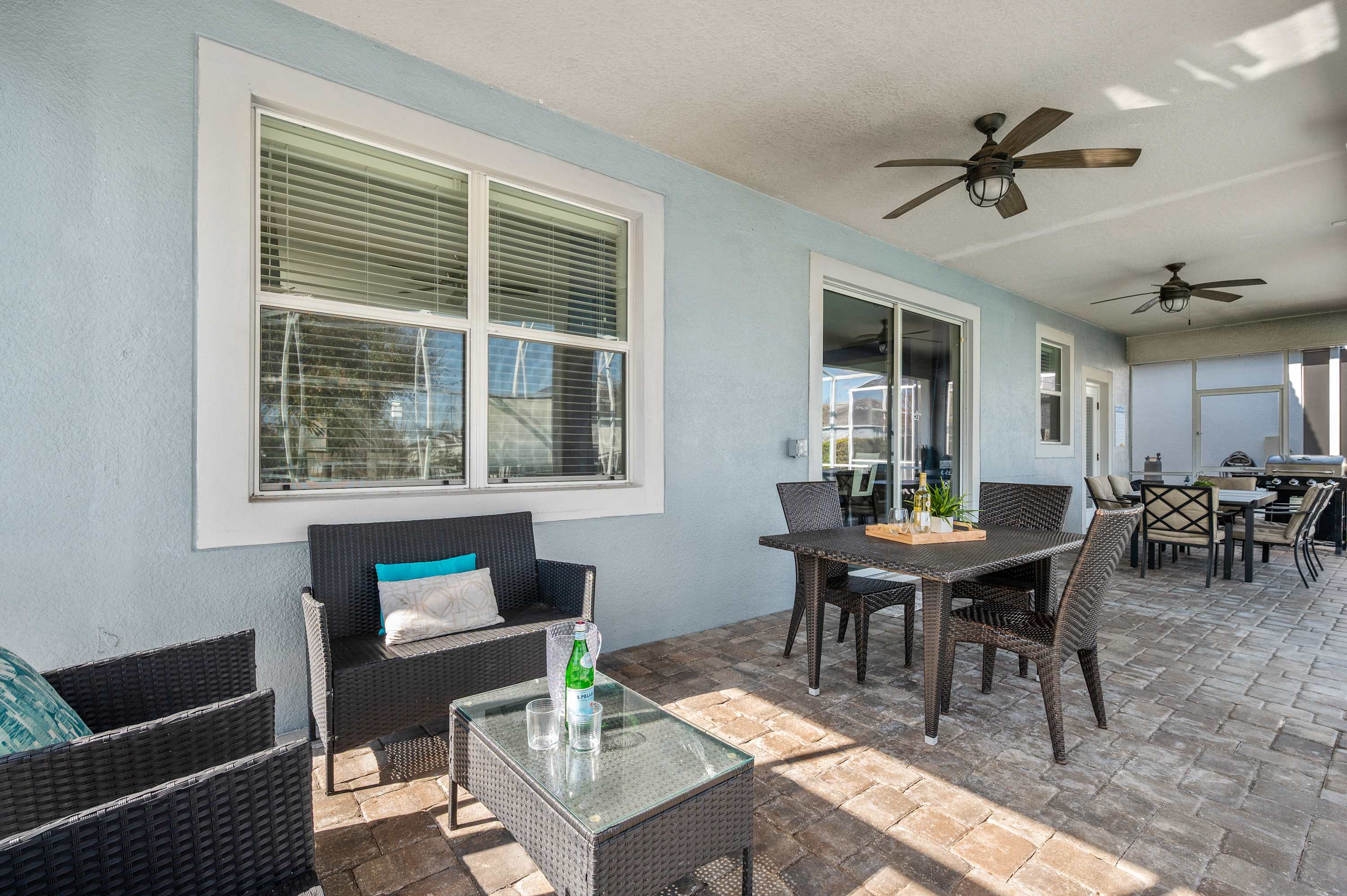 Family home w/ pool, cinema & resort access