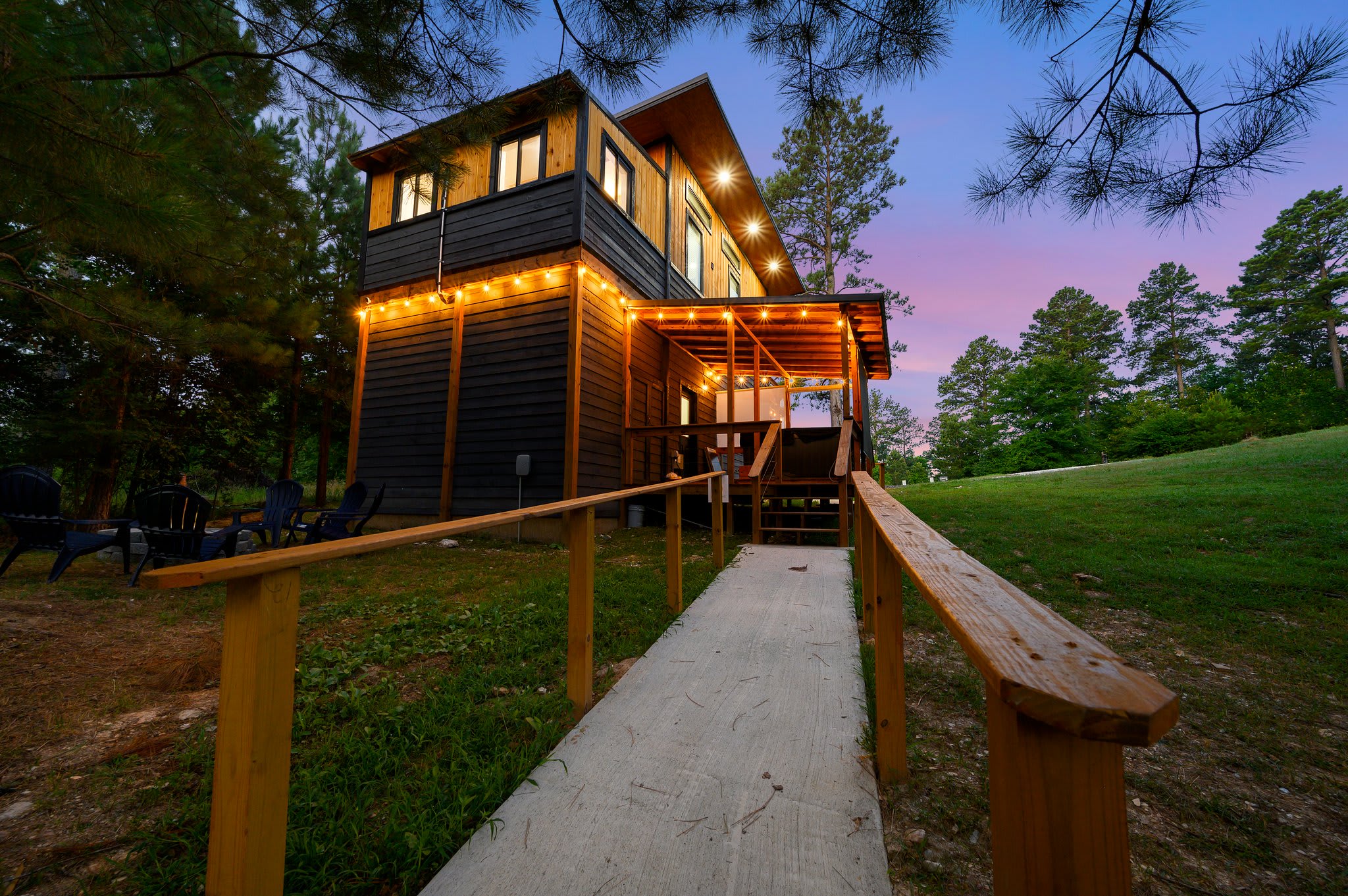 Double Magic - Unique cabin for 6 - pond, hot tub 5