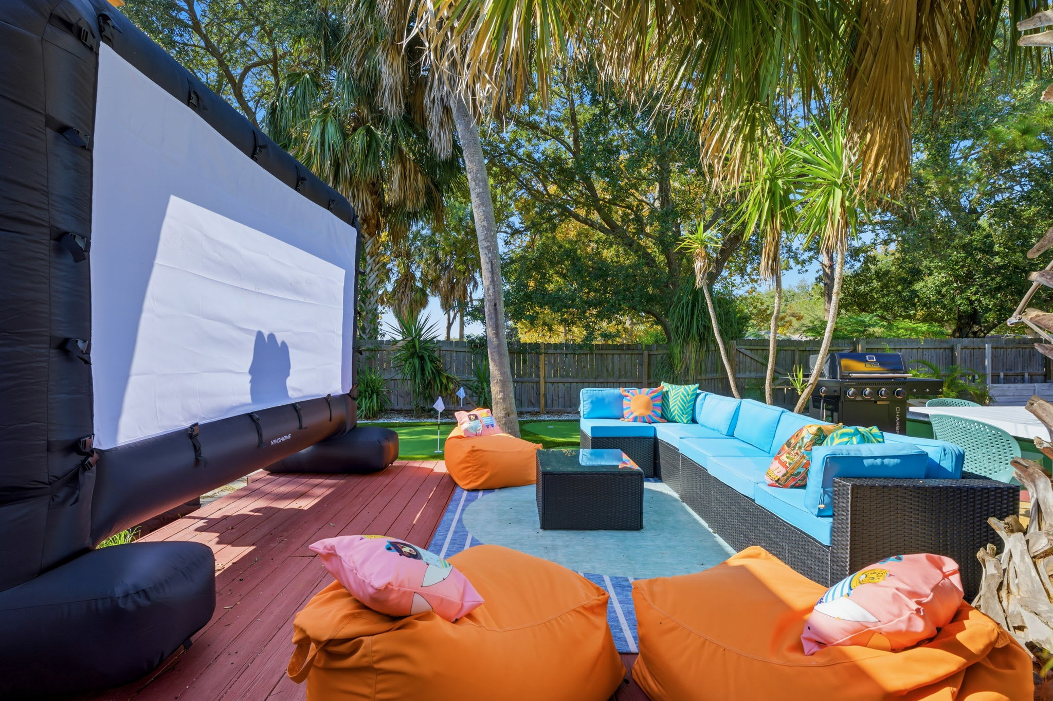 Outdoor Movie Theatre • Pool • Putt Putt • Hot Tub 3