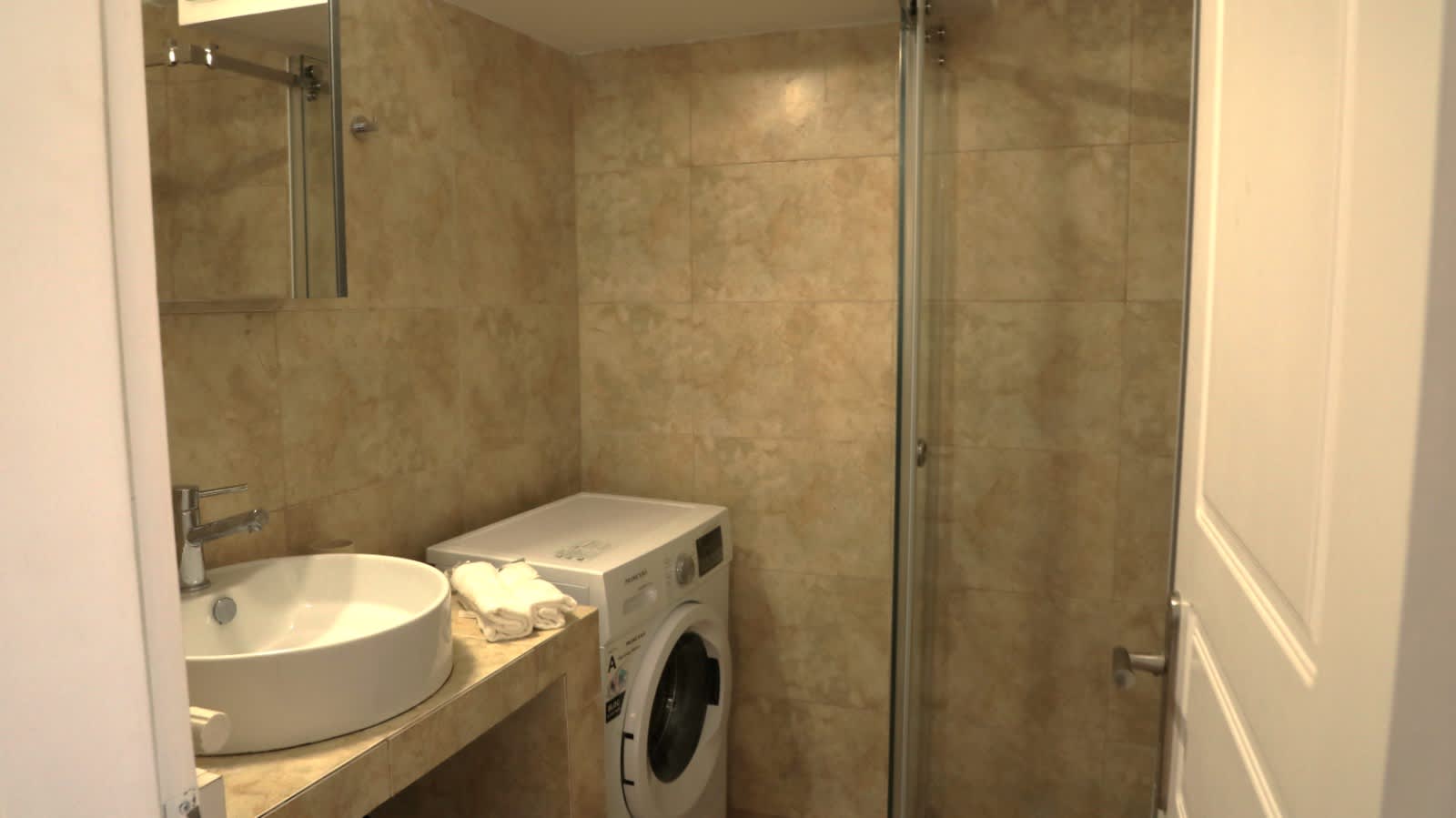Luxury 1 Bd Apt with Patio in Neo Psychiko in Athens — photo 5