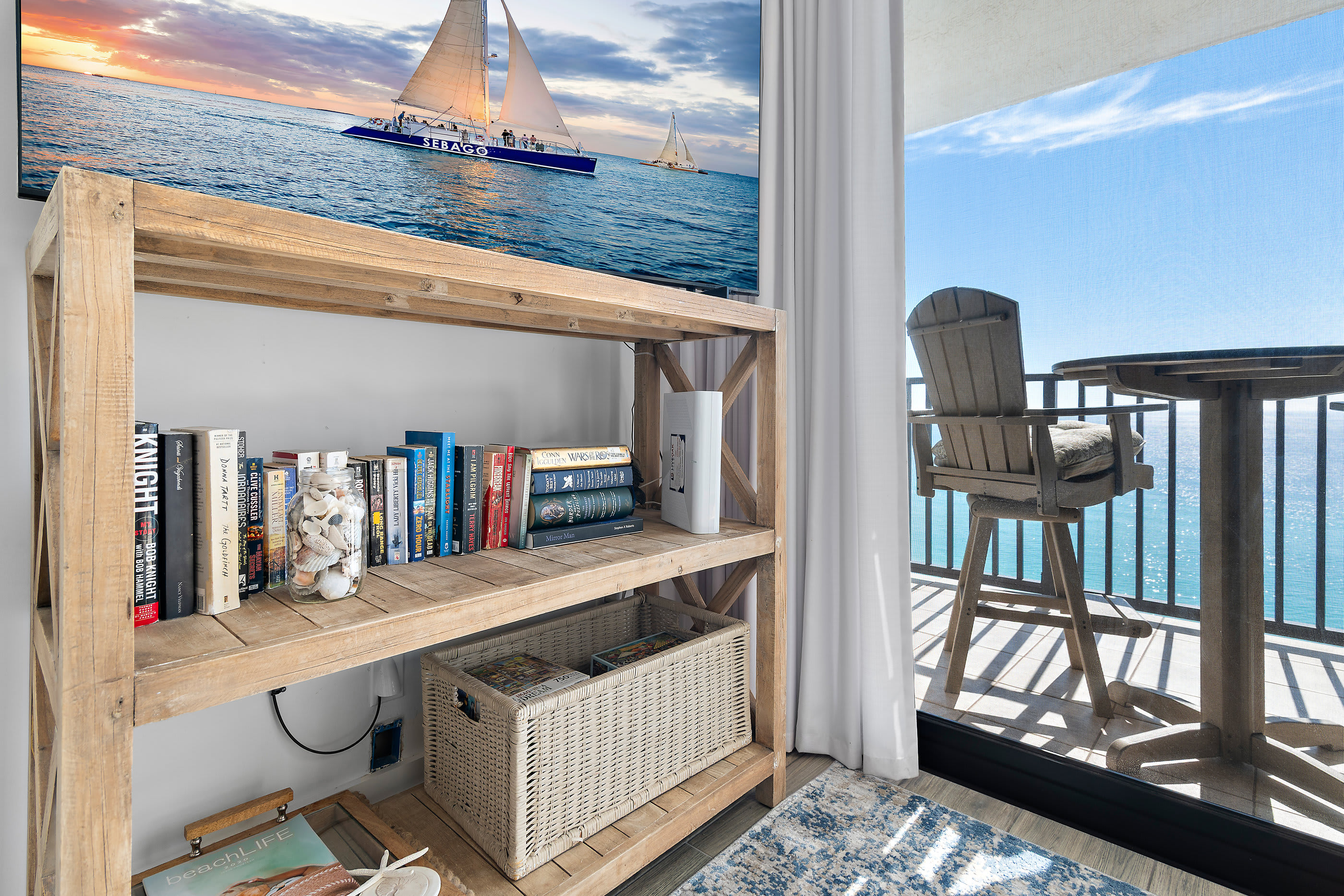 1 Incredible View 21