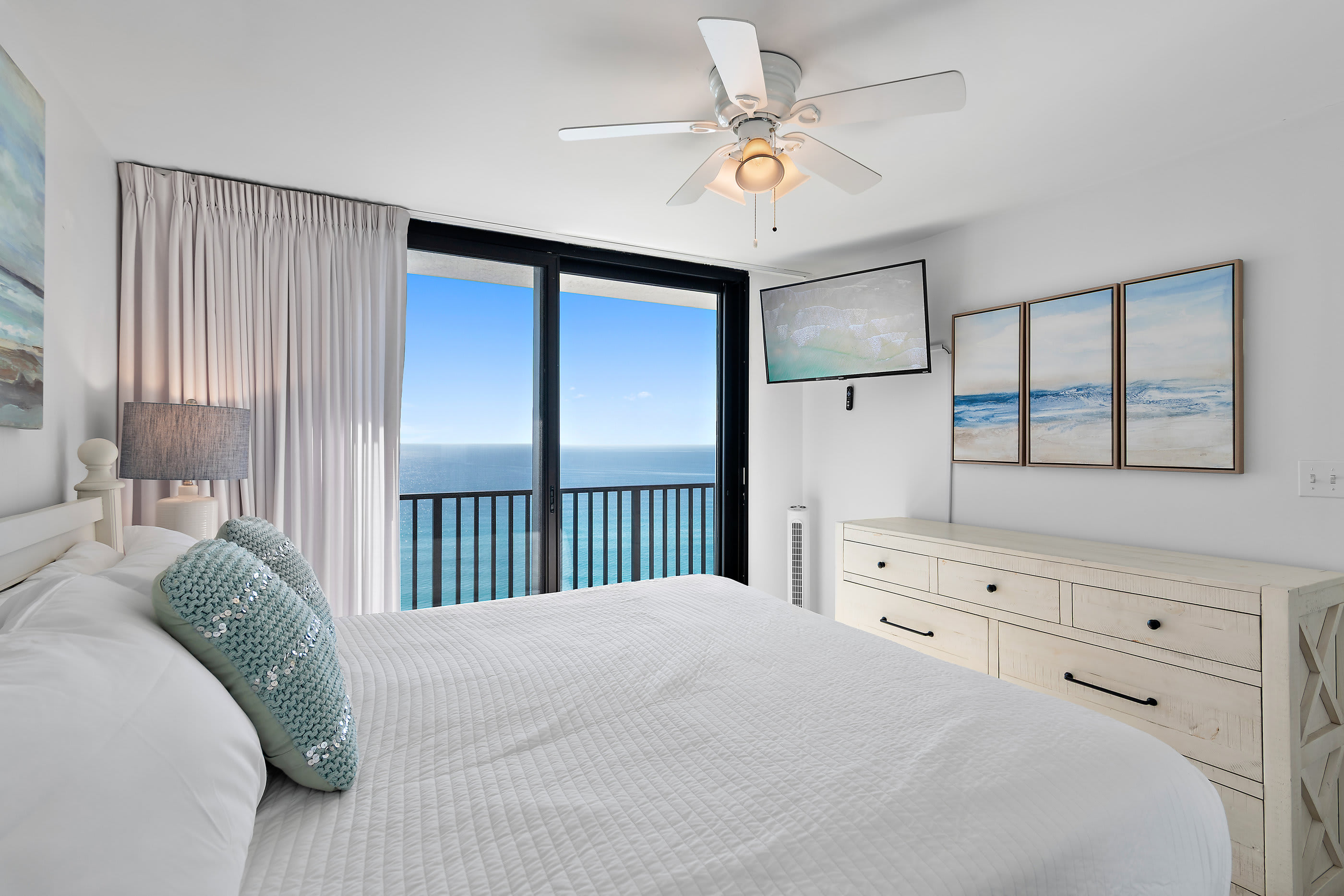 1 Incredible View 18