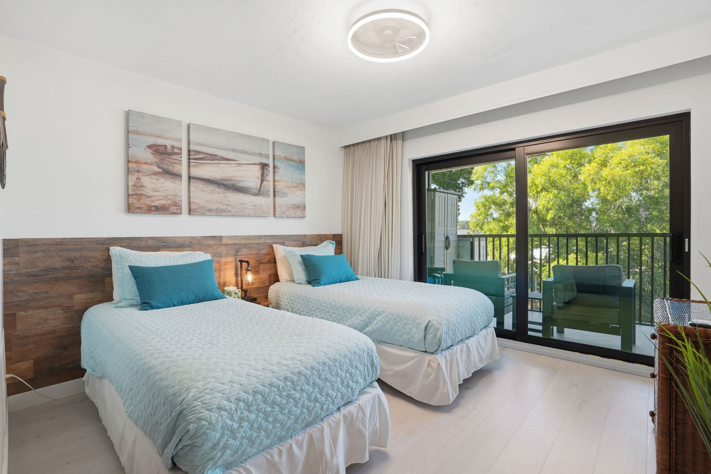 H 346 Third Floor Sunset Views From The Lanai 5