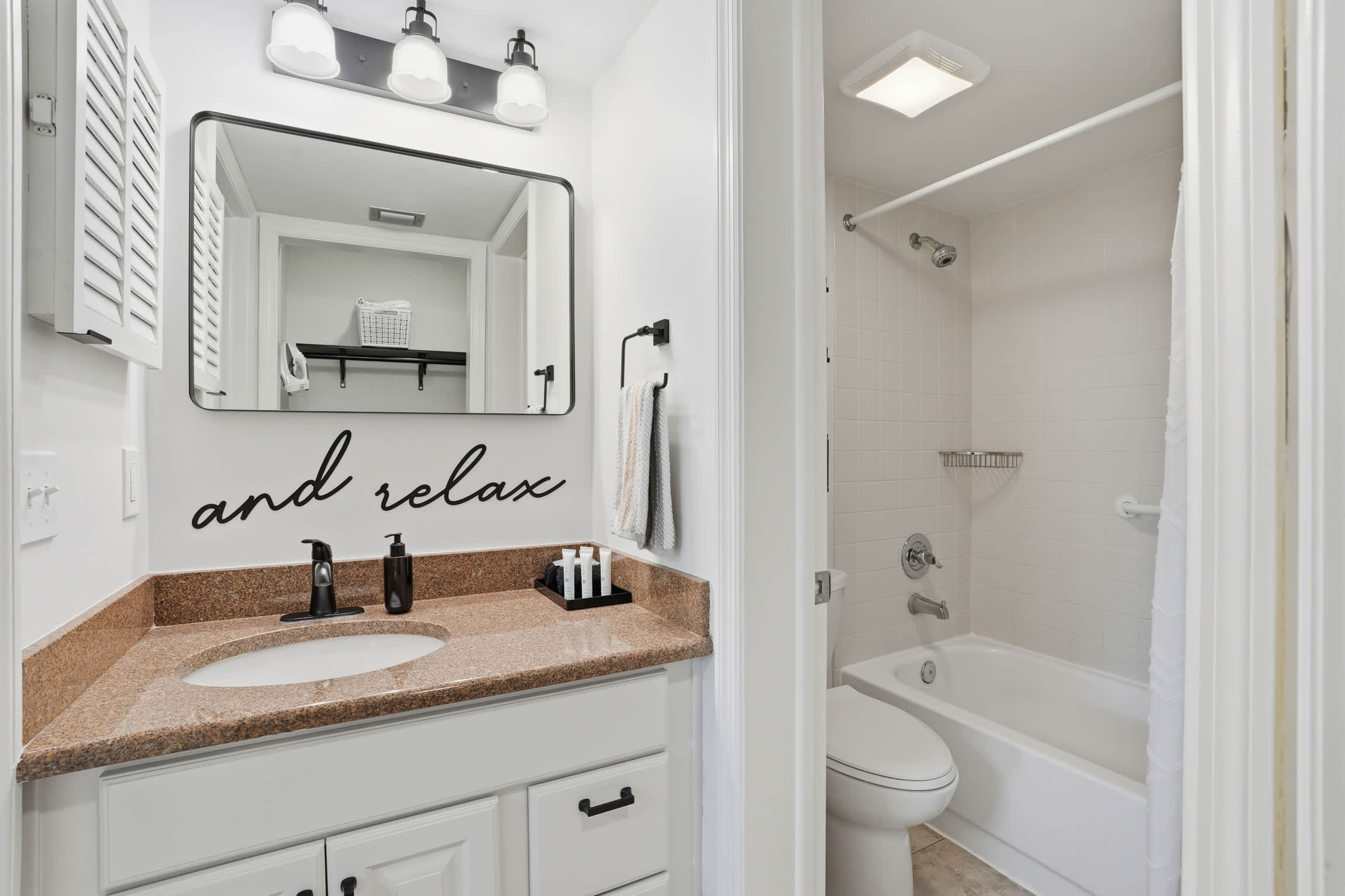 H 346 Third Floor Sunset Views From The Lanai 21