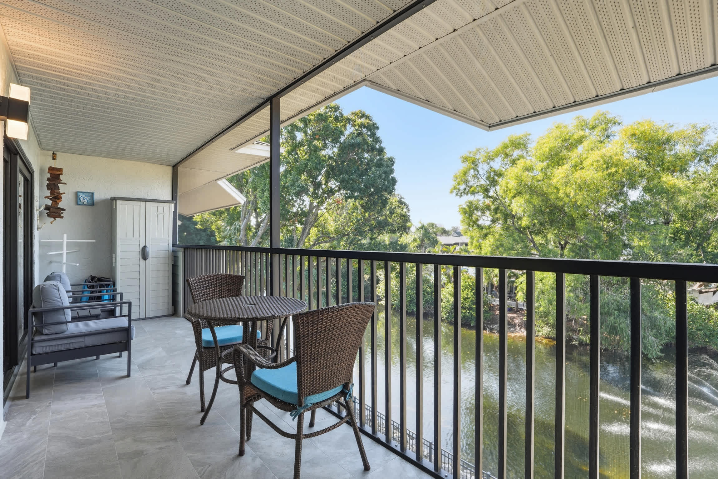 H 346 Third Floor Sunset Views From The Lanai 27