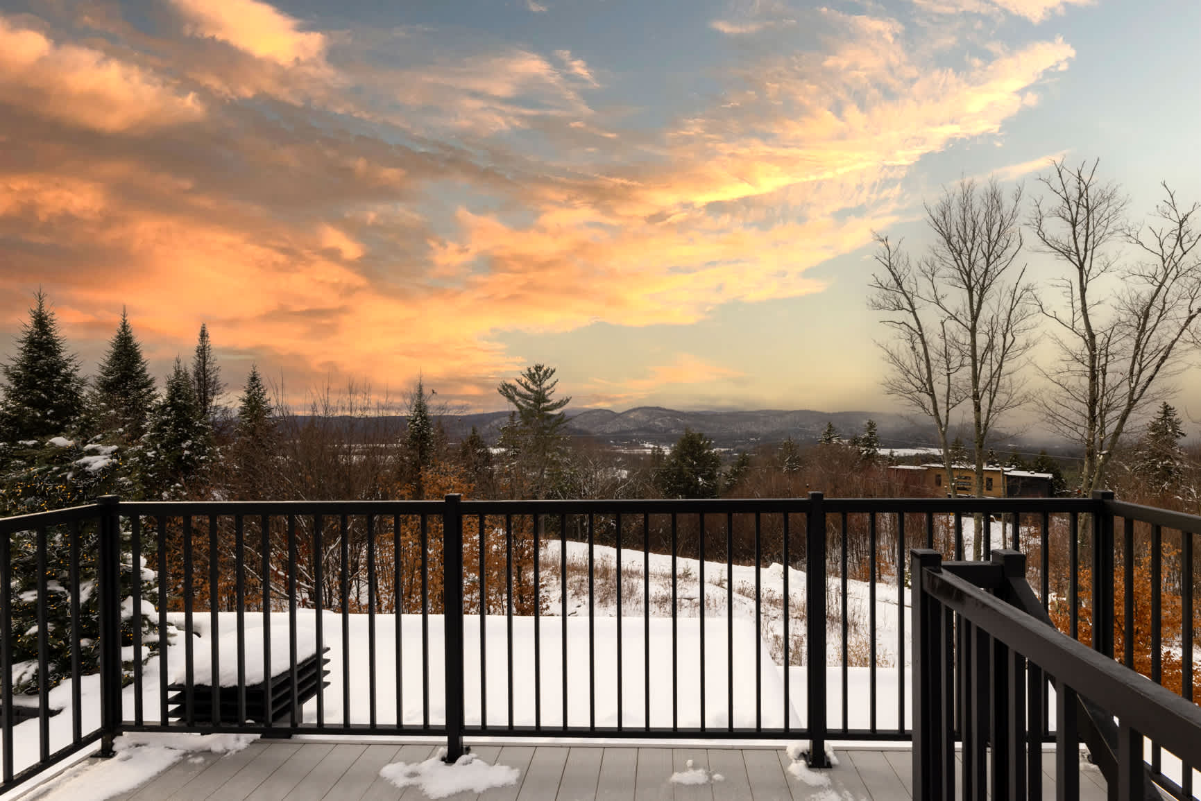 La Vue - Spa, Outdoors - 4 br./3 bath r. — Laurentides, Québec — vacation rental