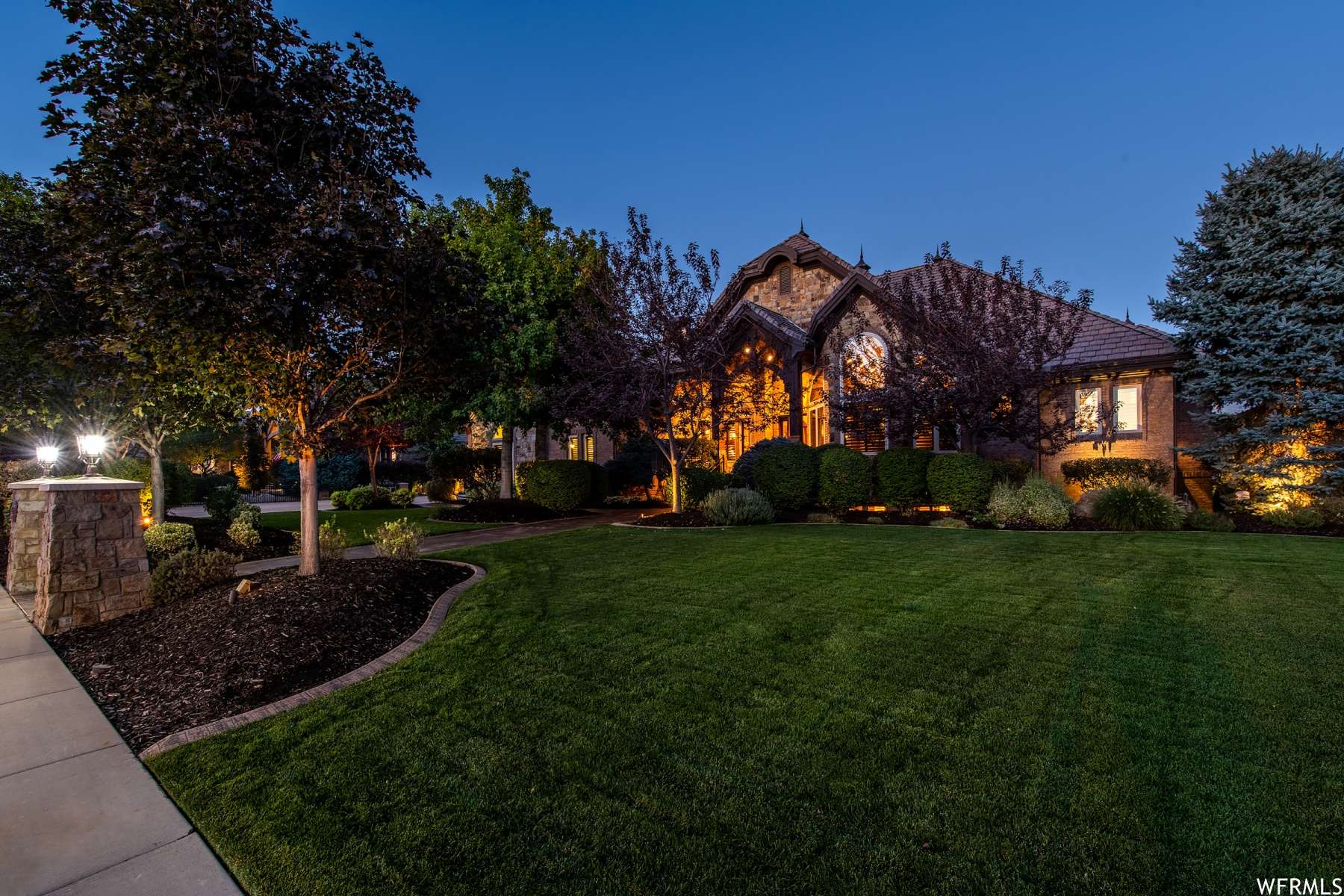 Wasatch Luxury Estate with Indoor Pickleball Theatre and Hot Tub | Photo 75