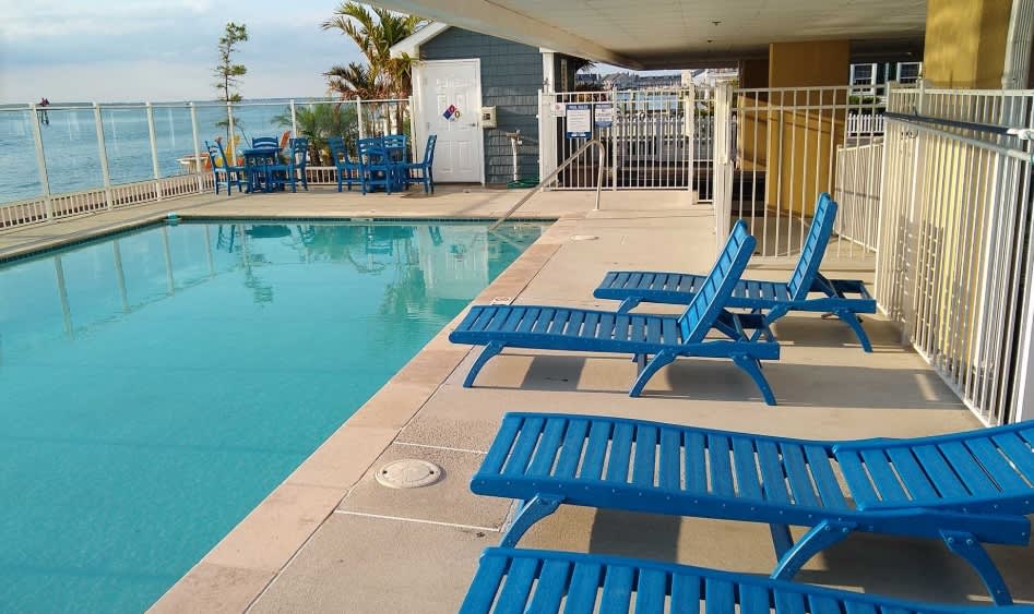 Bayview Grand 102