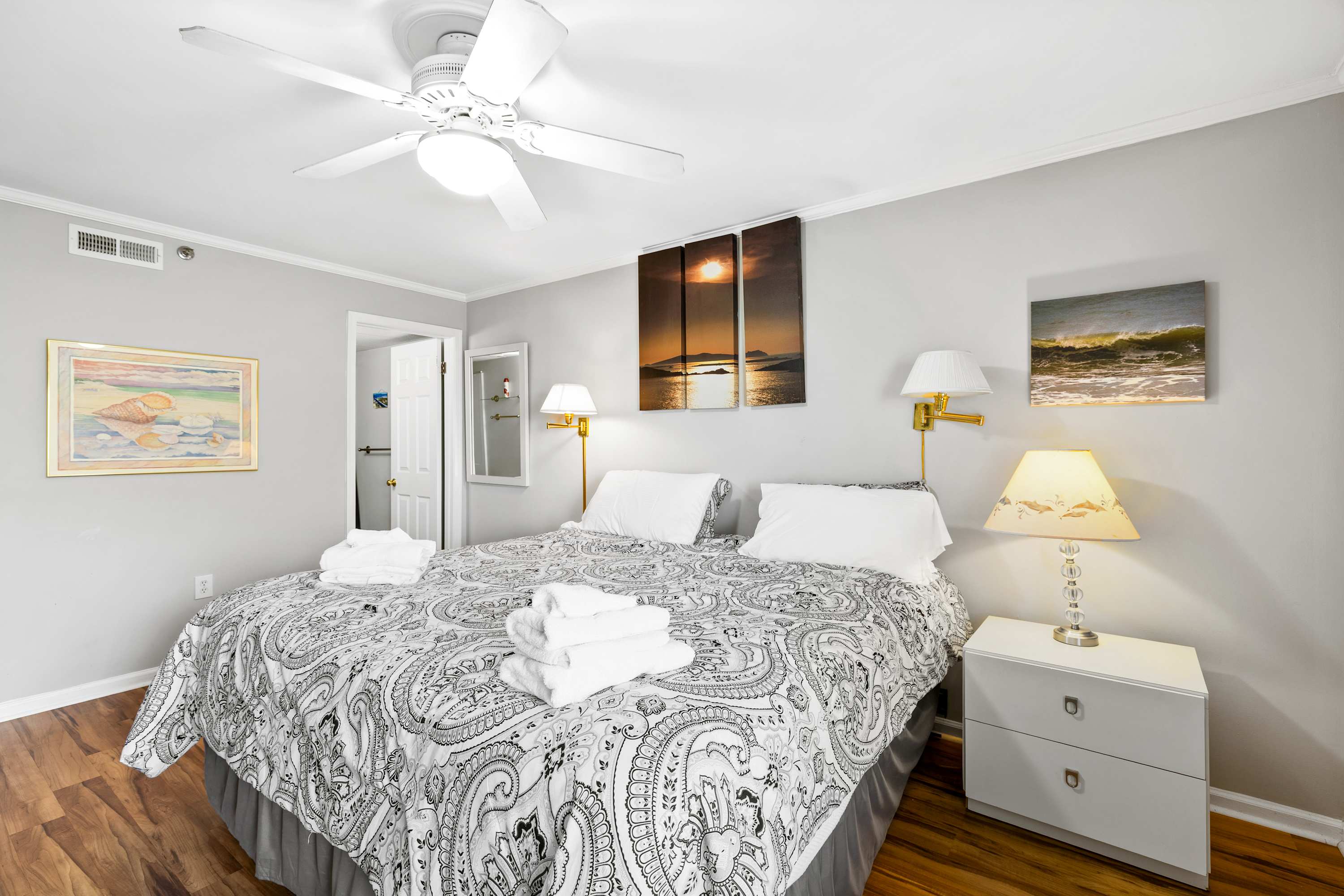 Golden Surf 204