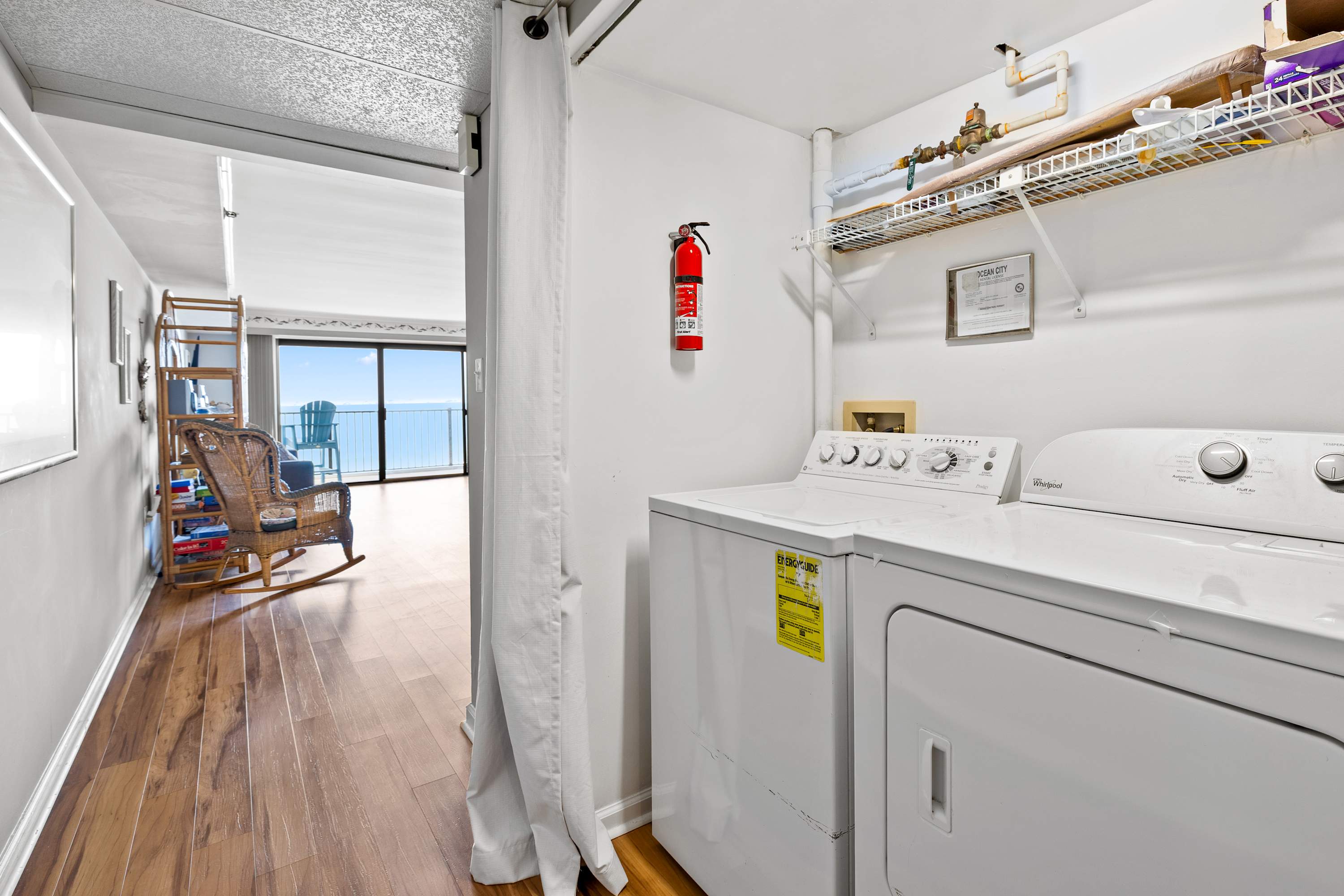Golden Surf 204