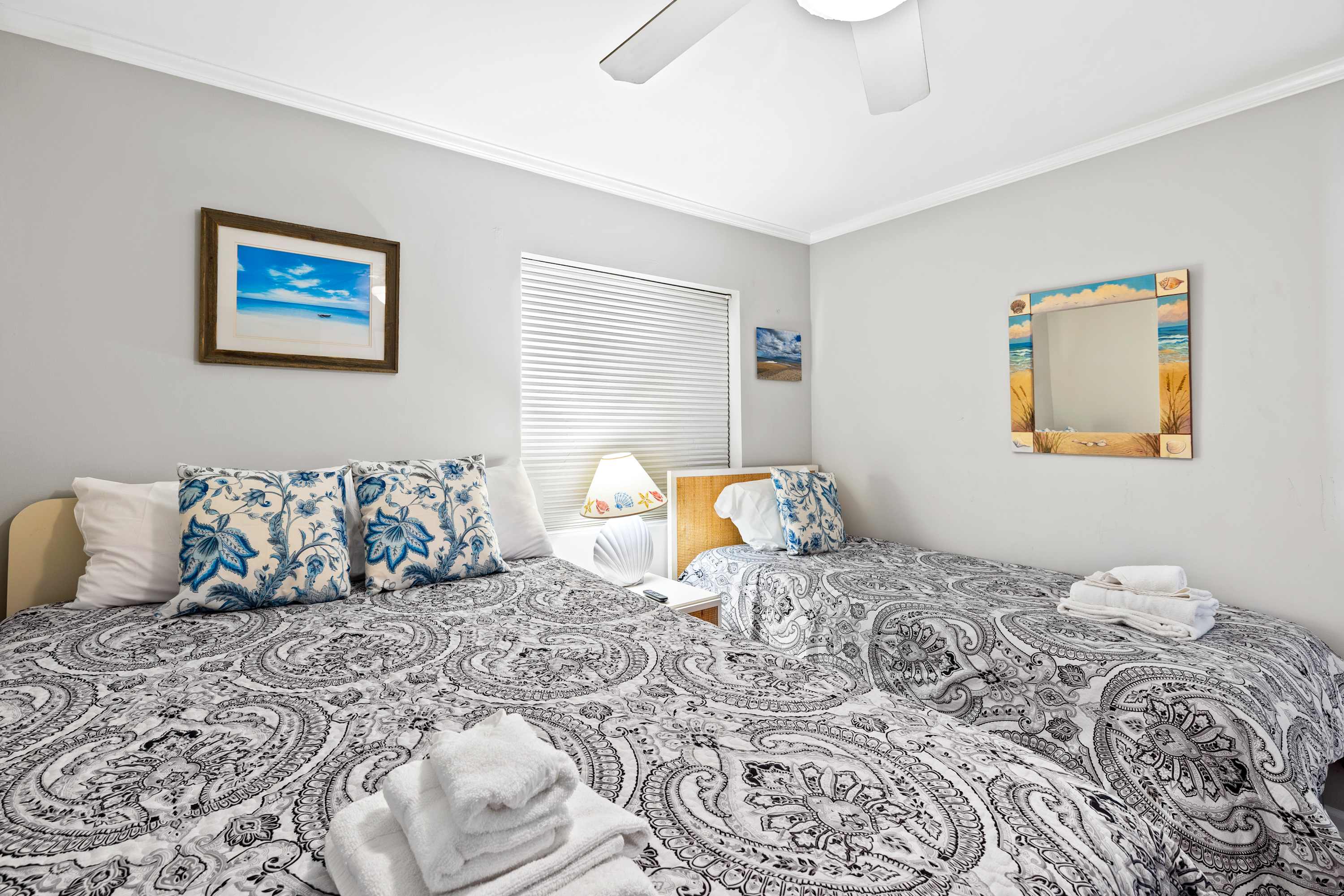 Golden Surf 204