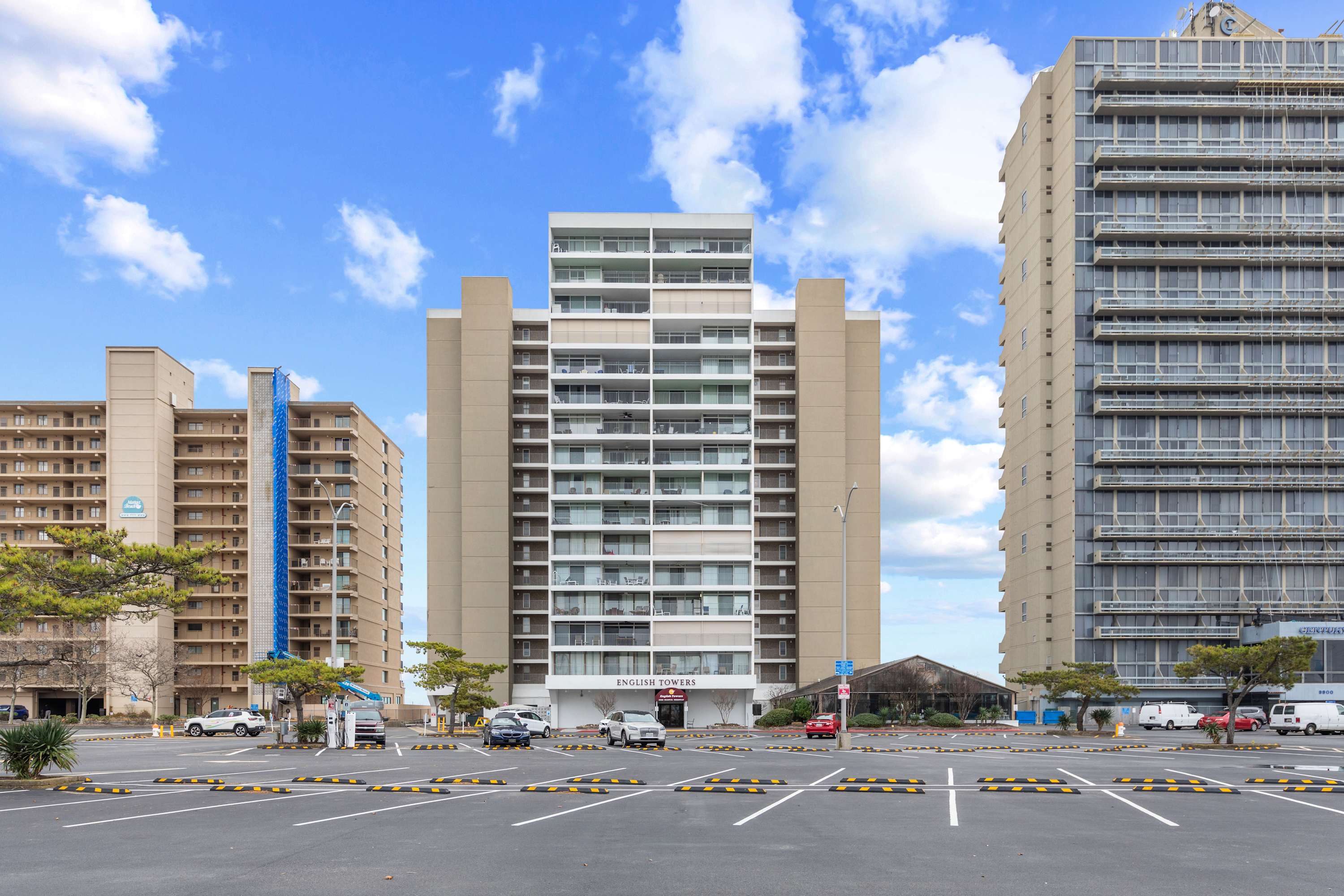 English Towers 1102