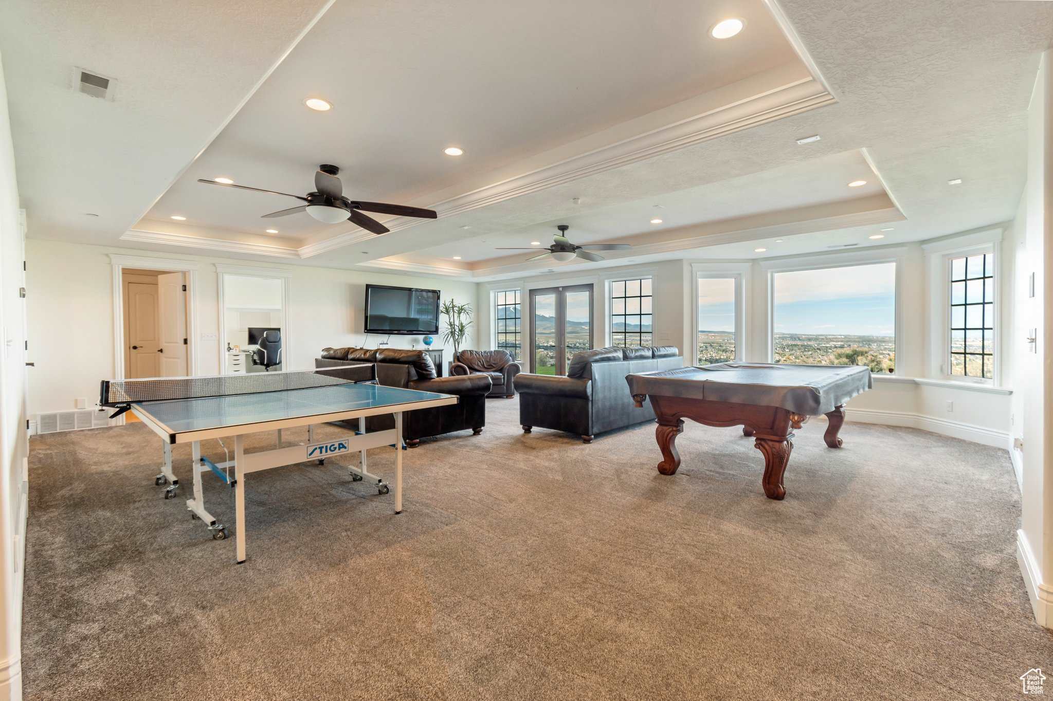 Grand Palace in SLC with Home Theater and Panoramic Views 4