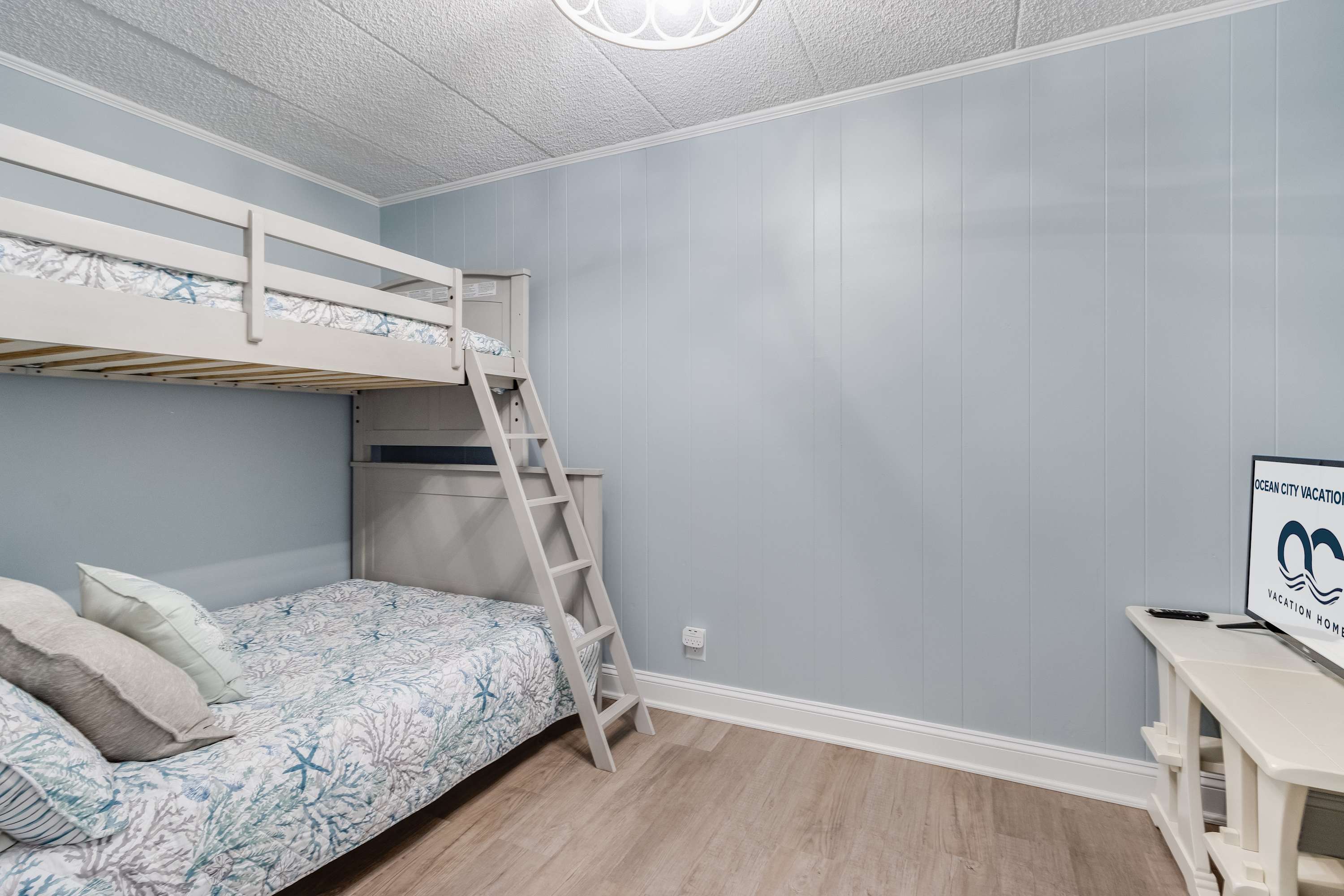 Sea Terrace 801