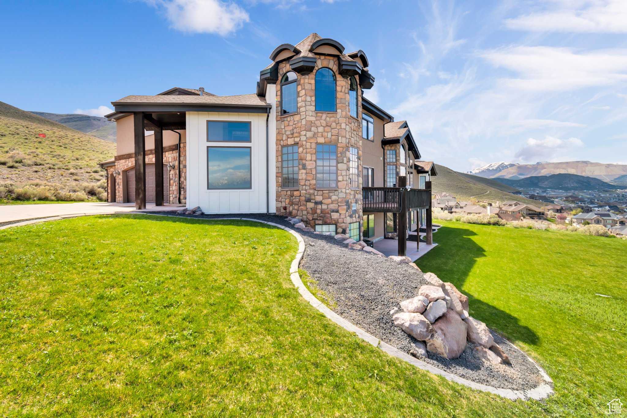 Grand Palace in SLC with Home Theater and Panoramic Views | Photo 81