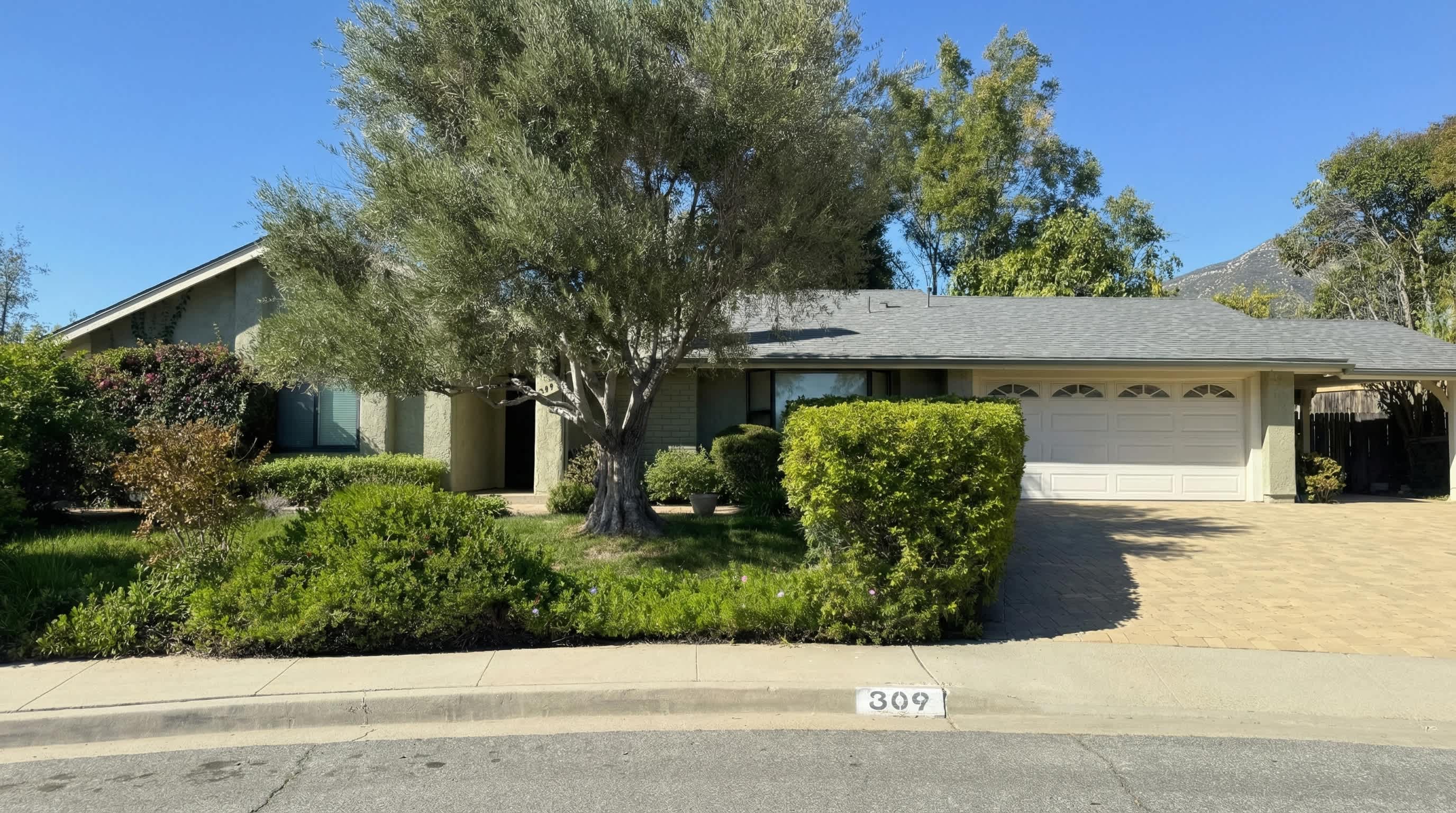 Mid-Century Ojai Escape | Hot Tub & Serene Garden