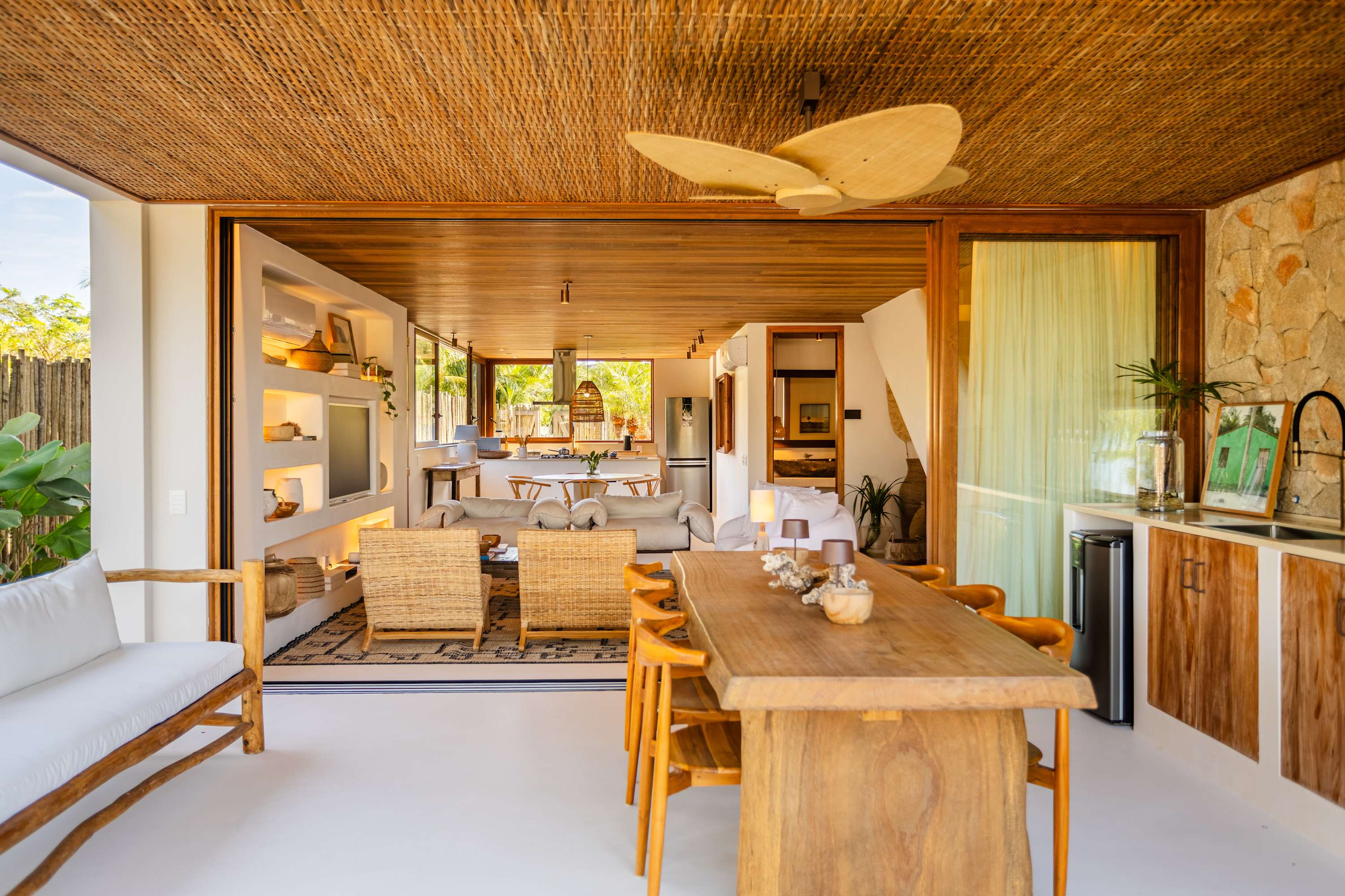 Refined Seaside Villa in Prea luxuryworldwideco