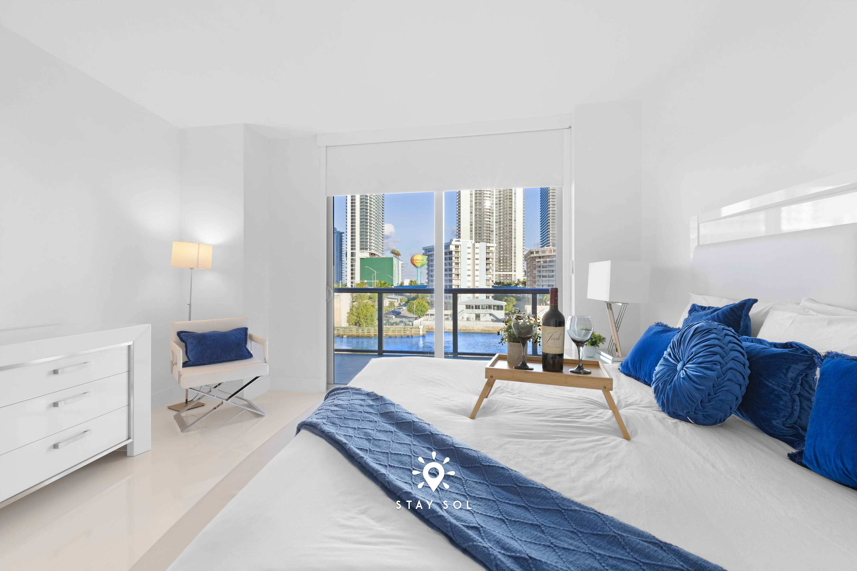 3BR APT Private Balcony - Bay View Fitness Center