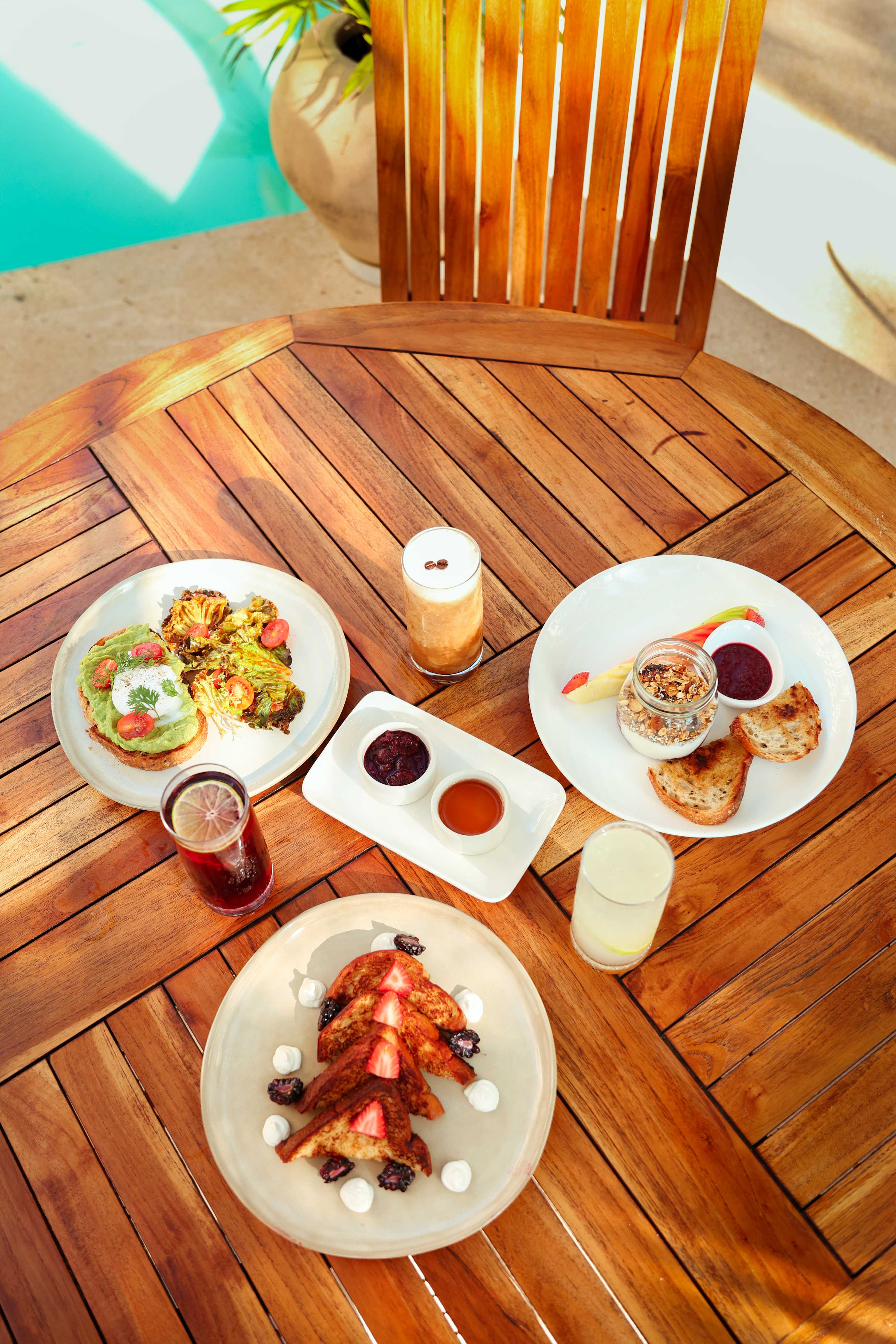 Continental breakfast included 