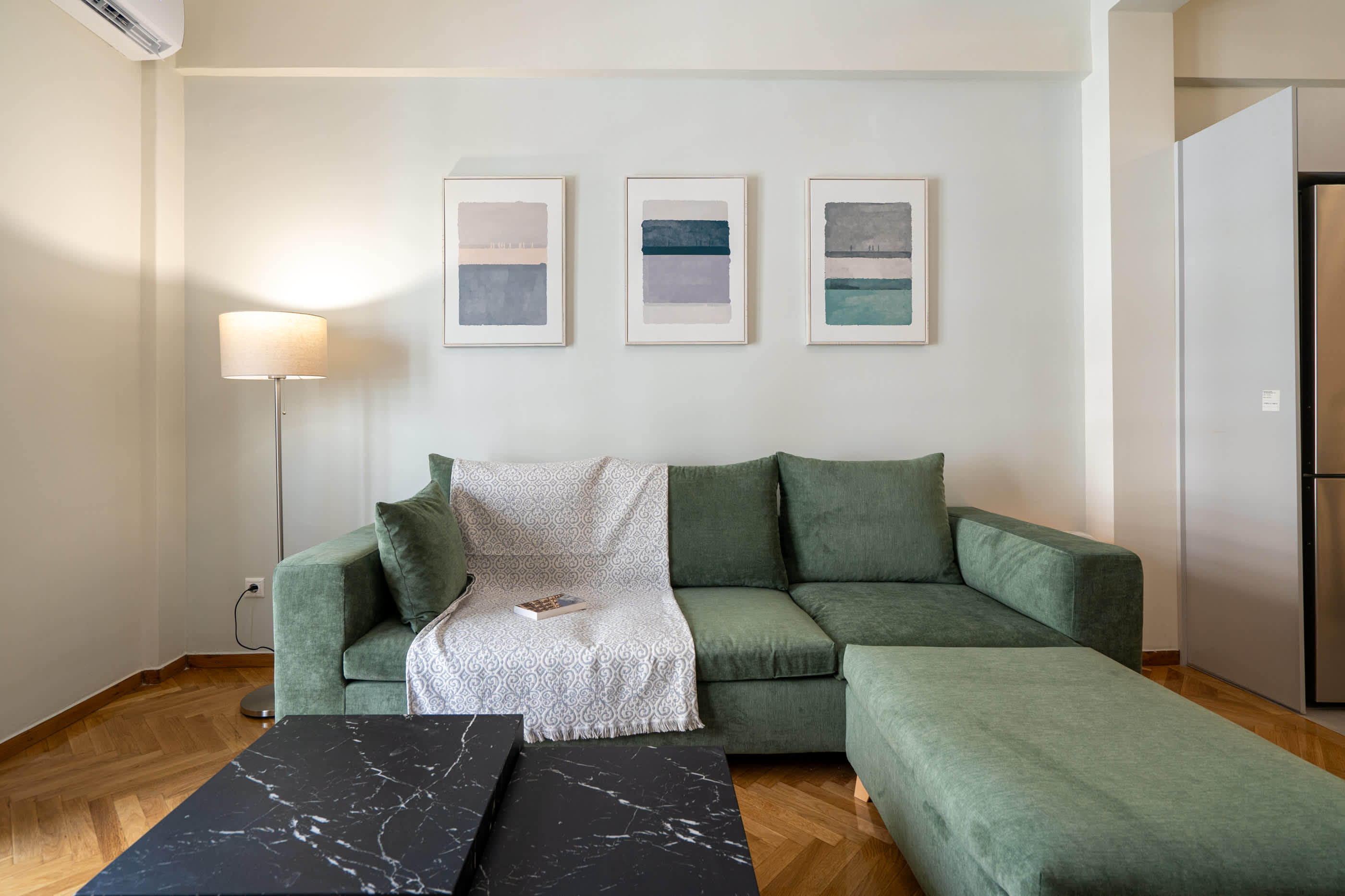 Alkionis, stylish apartment in Paleo Faliro
