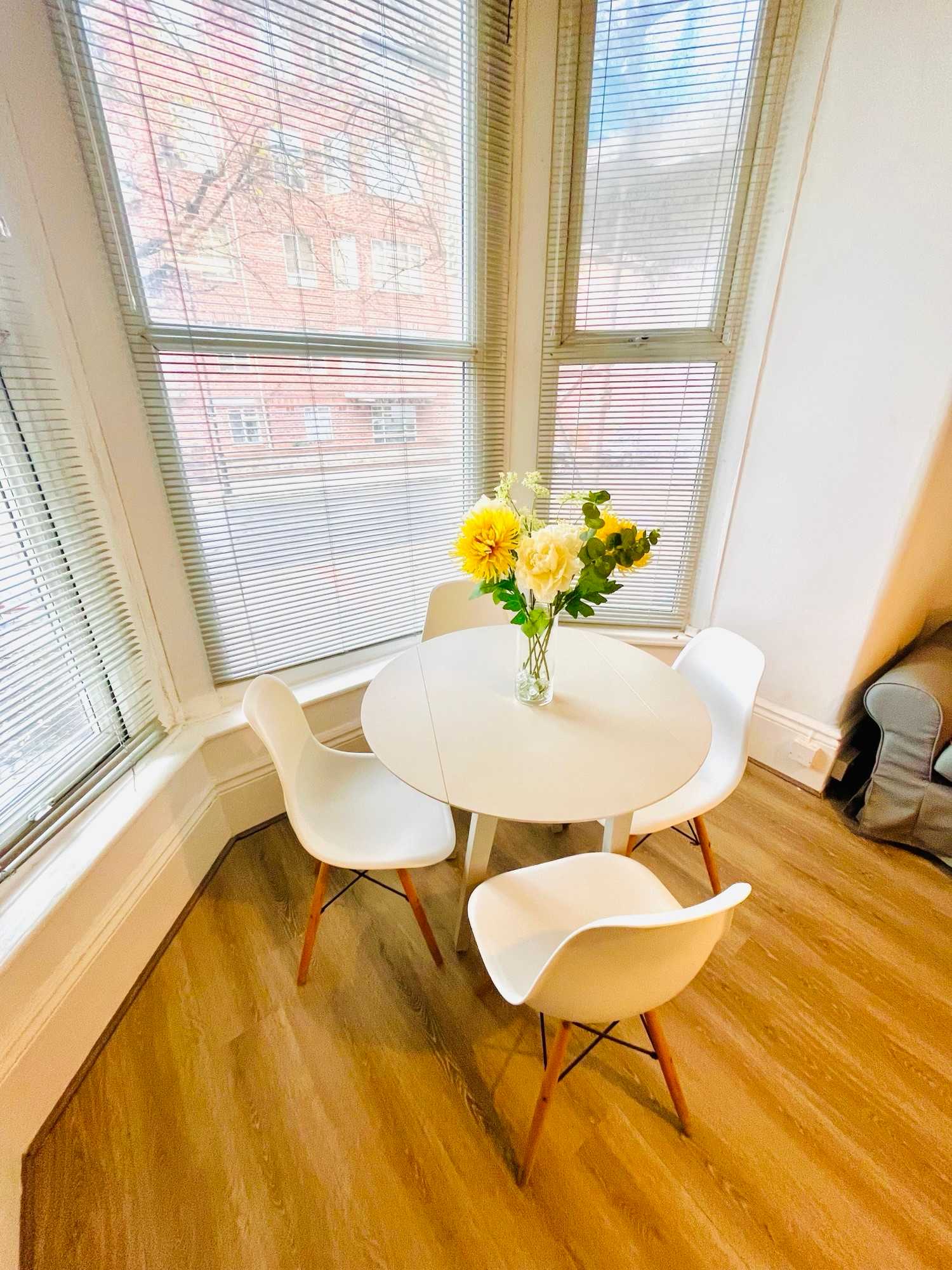 View Southsea Apartment: Close to Beach & Amenities in Palmerston Road 111 PO5 3PS Southsea Apartment: Close to Beach & Amenities in Palmerston Road 111 PO5 3PS - Property image 16 - VivreStays