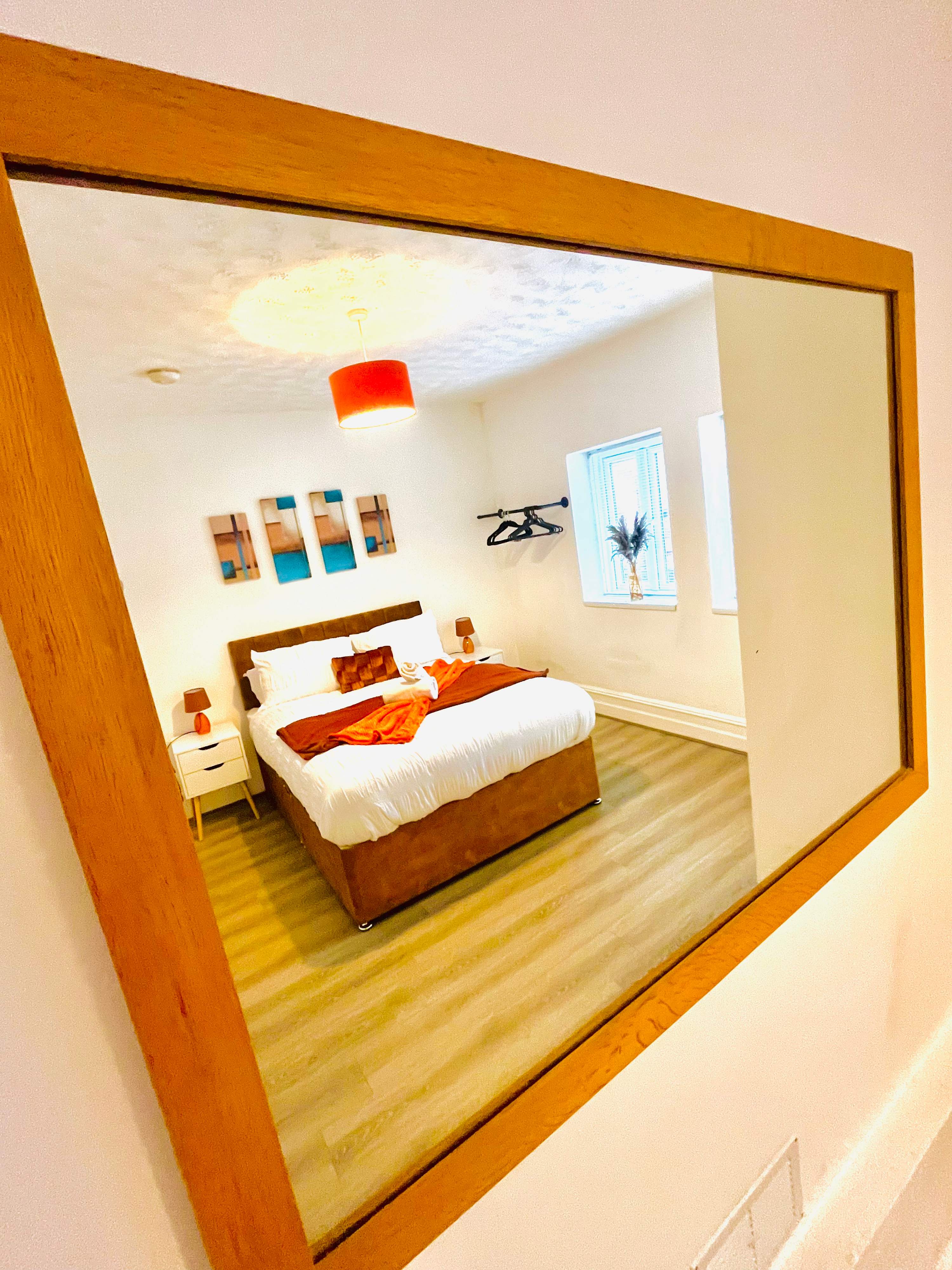 View Southsea Apartment: Close to Beach & Amenities in Palmerston Road 111 PO5 3PS Southsea Apartment: Close to Beach & Amenities in Palmerston Road 111 PO5 3PS - Property image 35 - VivreStays