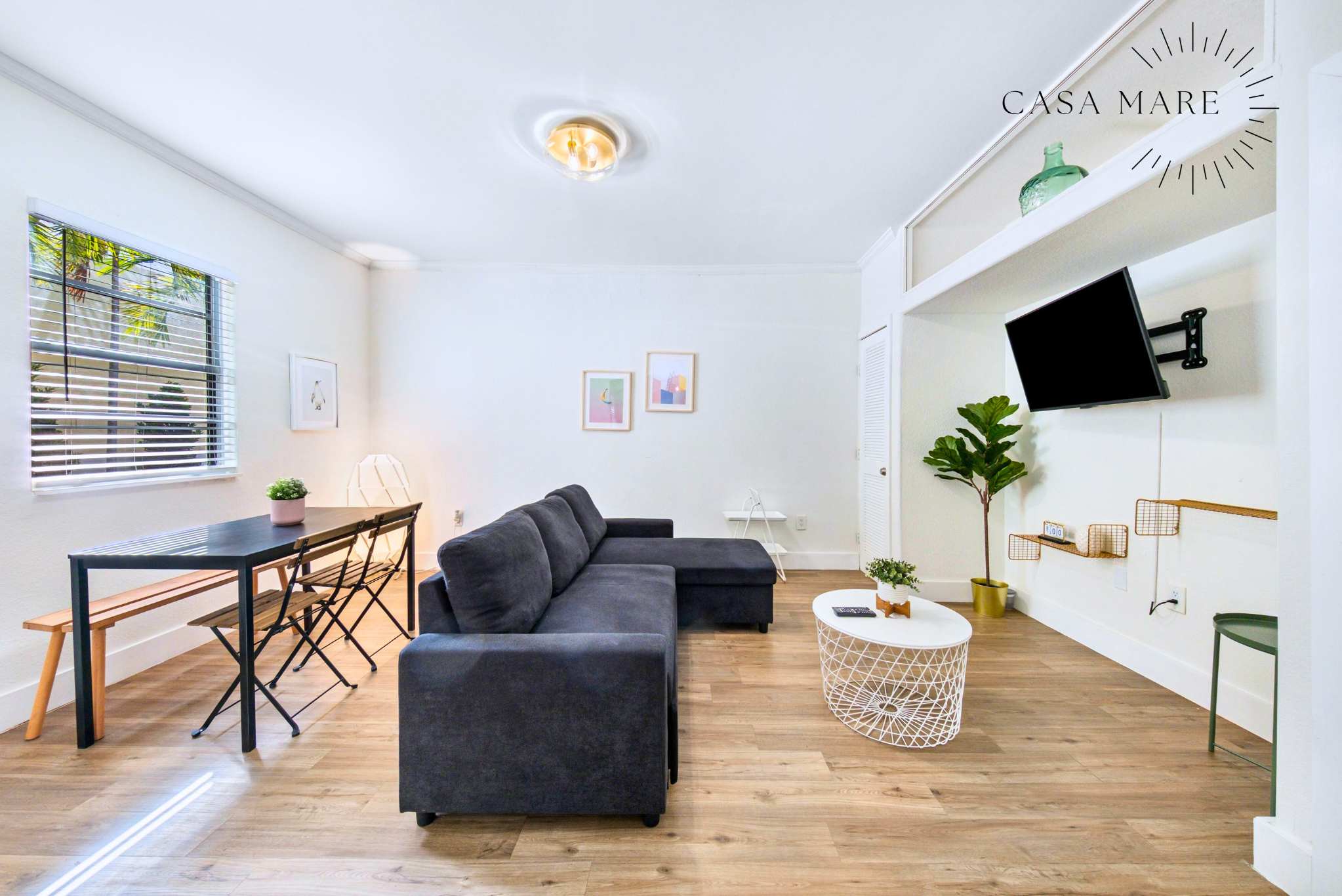 Steps from Ocean, Art Deco 1BR & Free Parking