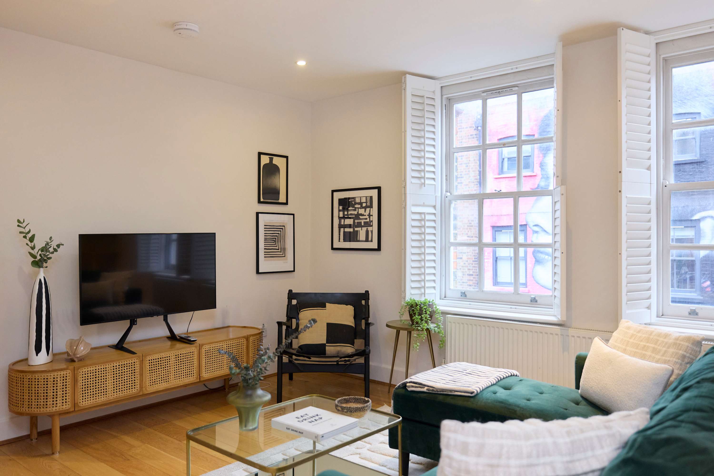 Brick Lane Duplex Styled Living in the Heart of Shoreditch in Brick Lane 110 E1 6RL - Property image 7 - VivreStays