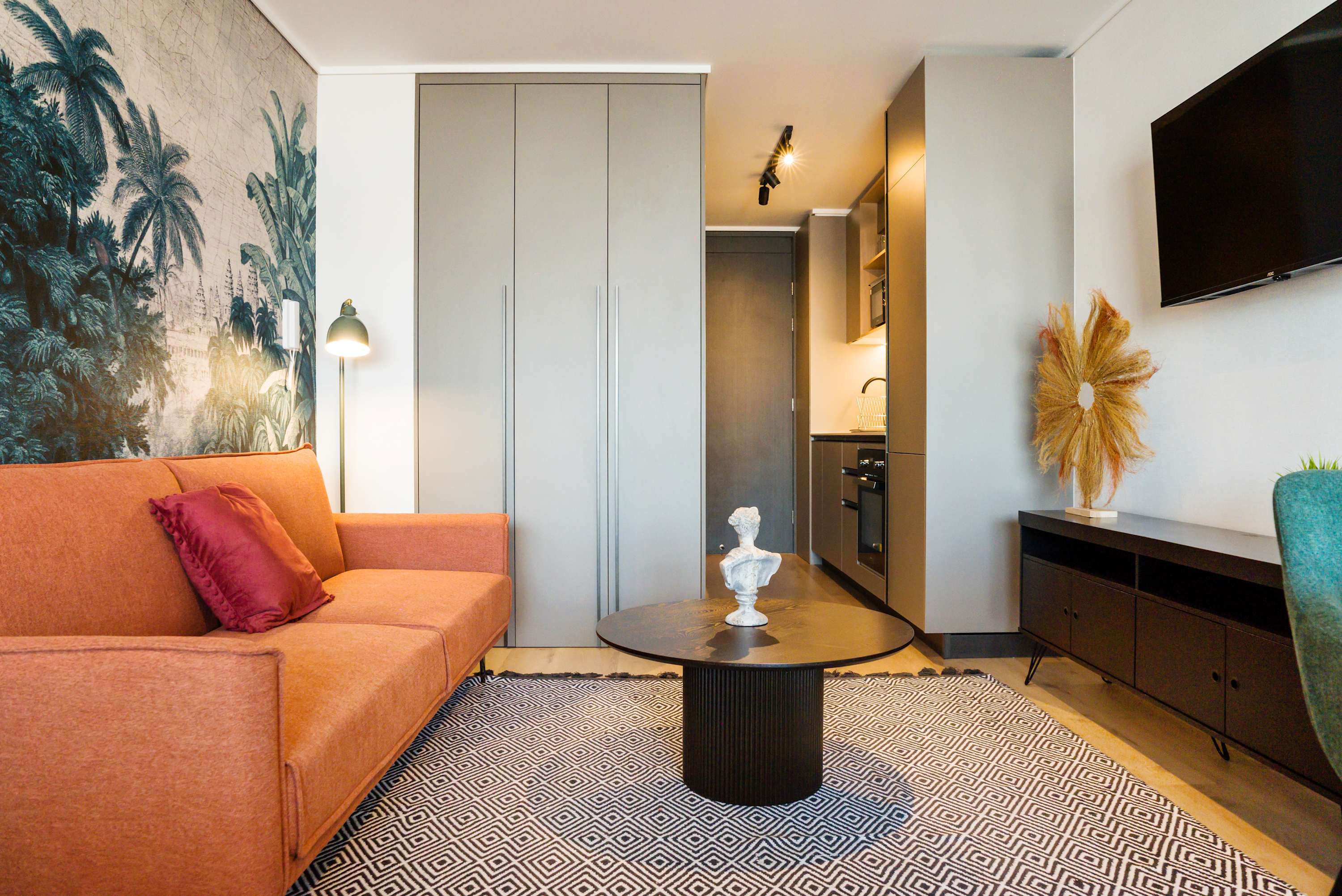 Stylish studio with vibrant decor and modern amenities, perfect for a cozy stay in the heart of the city.
