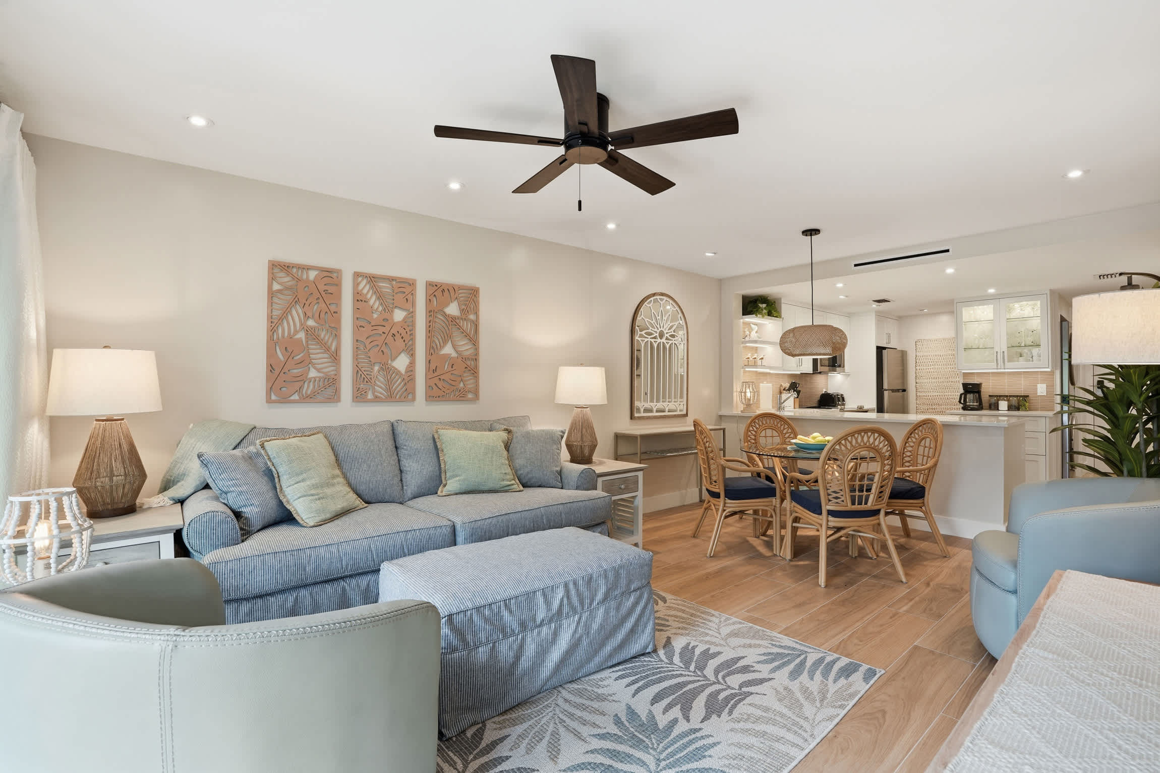 J 156 Updated Designer Furnished With Lake Views | Photo 11