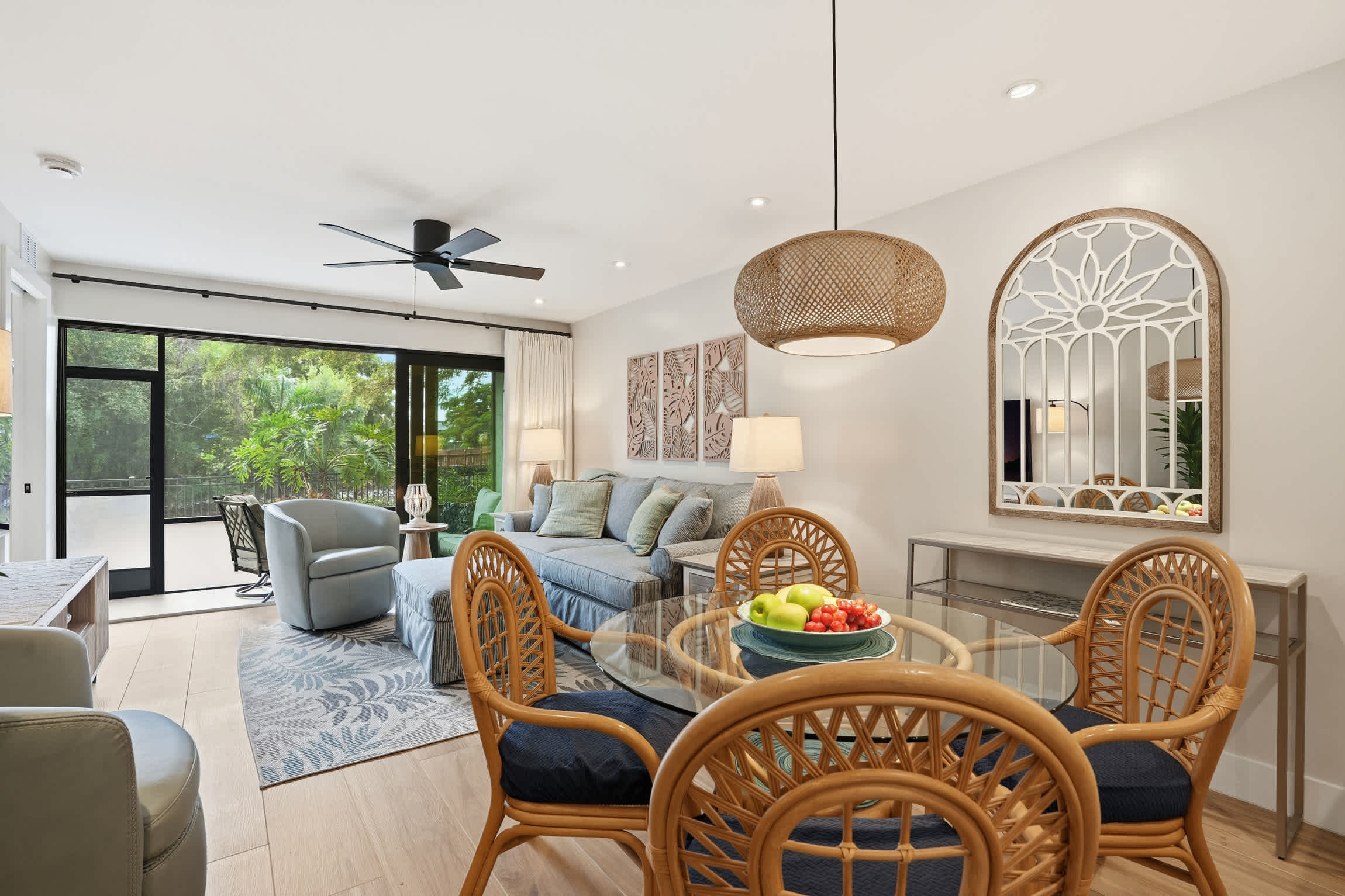 J 156 Updated Designer Furnished With Lake Views | Photo 12